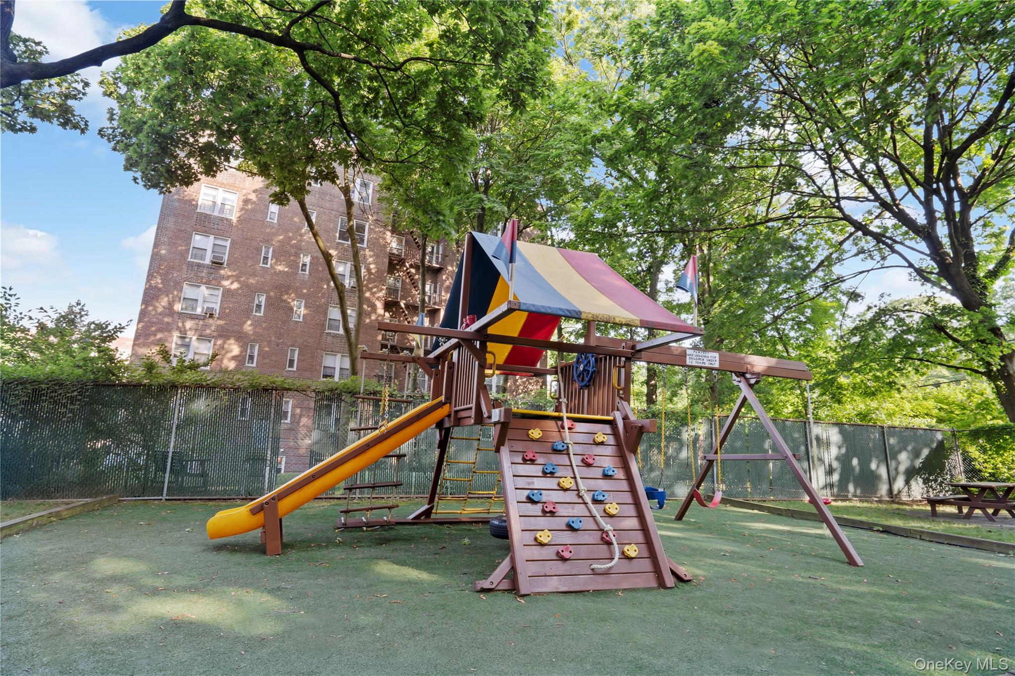 73-44 Austin Street # 4T, Forest Hills, NY 11375