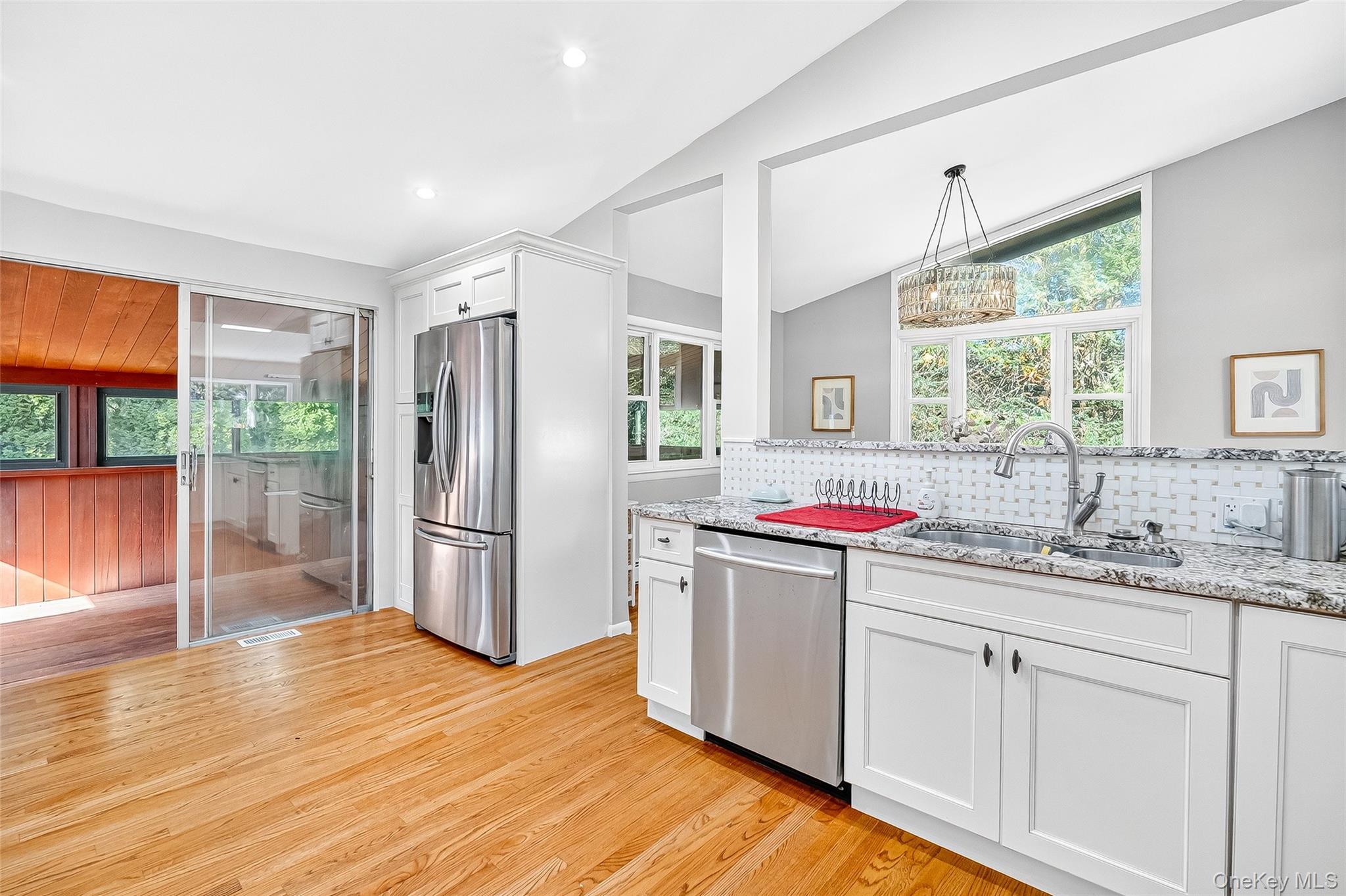 9 Brookdell Drive, Hartsdale, NY 10530