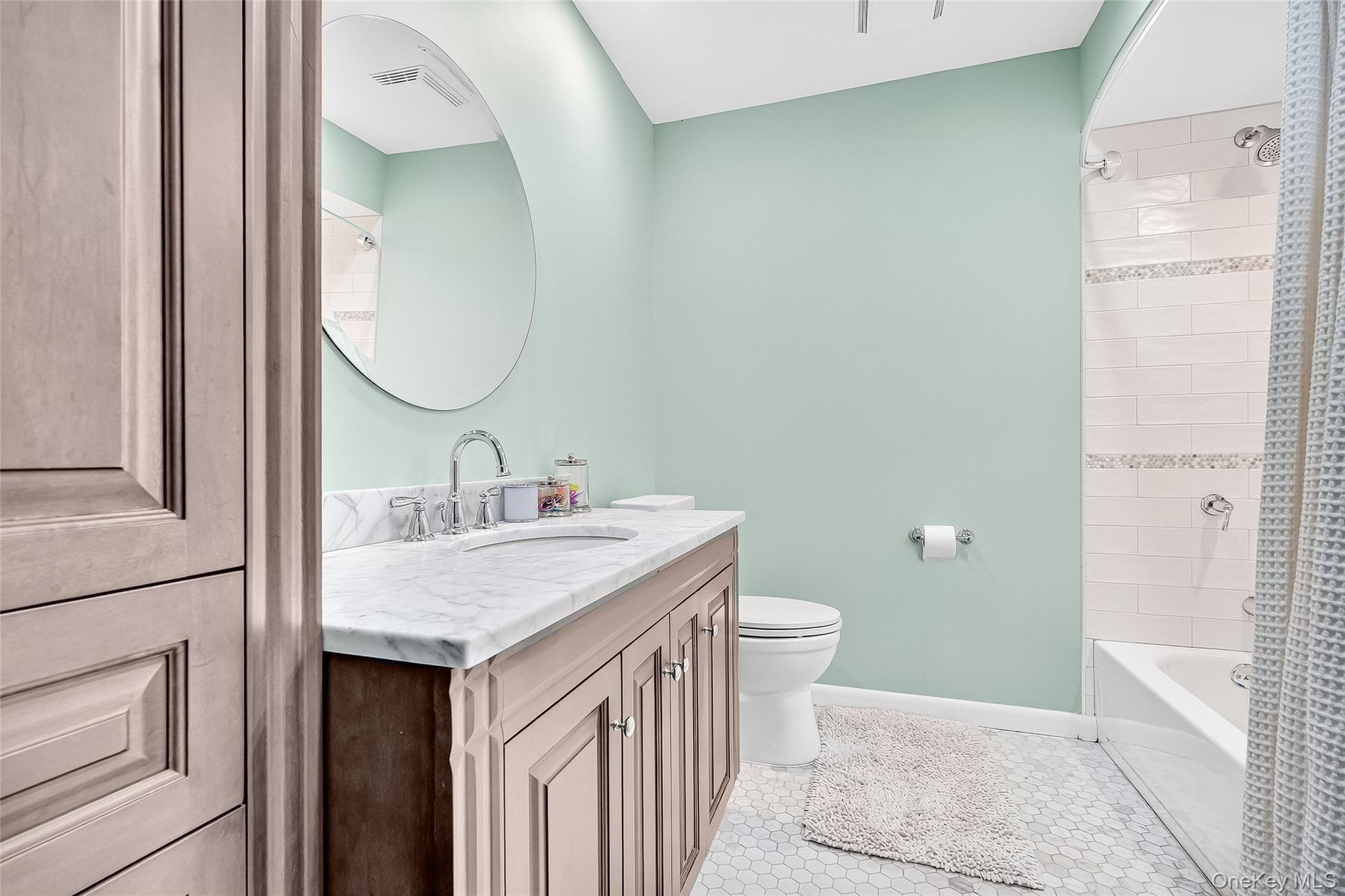 9 Brookdell Drive, Hartsdale, NY 10530