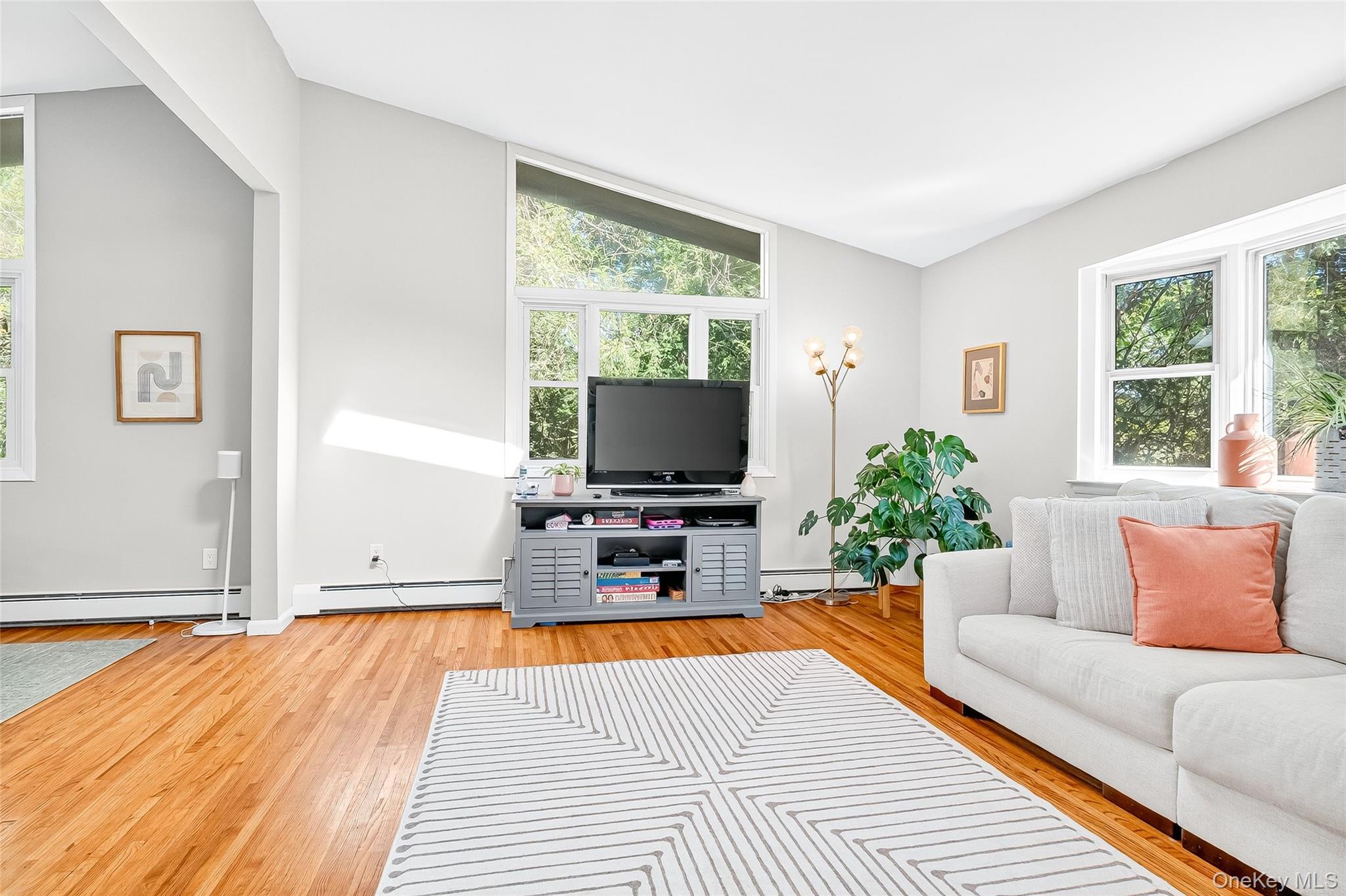 9 Brookdell Drive, Hartsdale, NY 10530