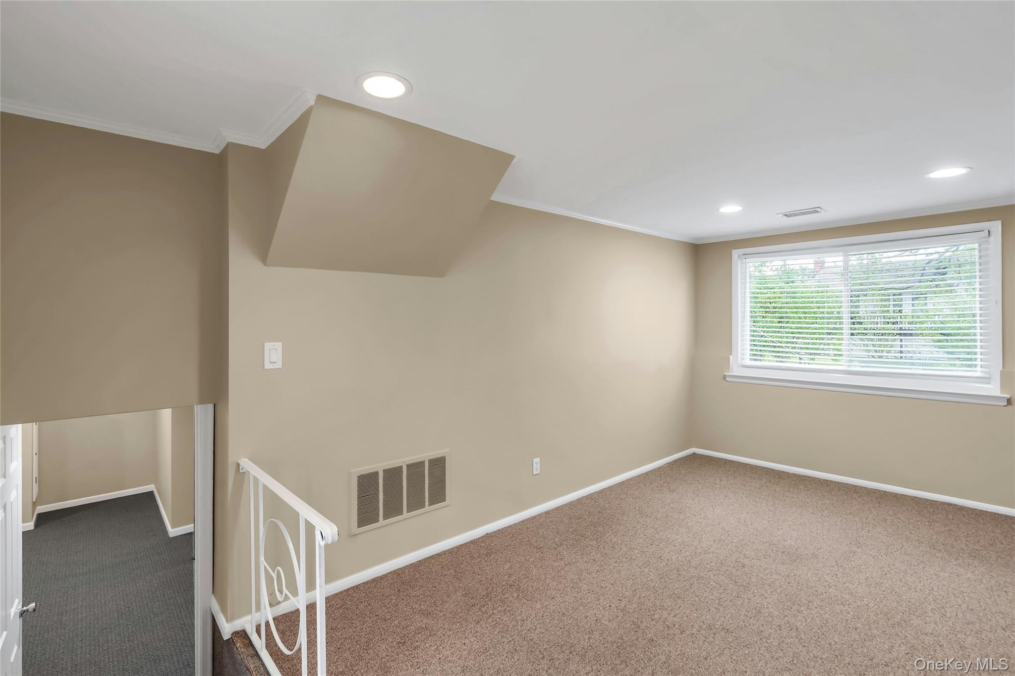 34 Julliard Drive, Plainview, NY 11803