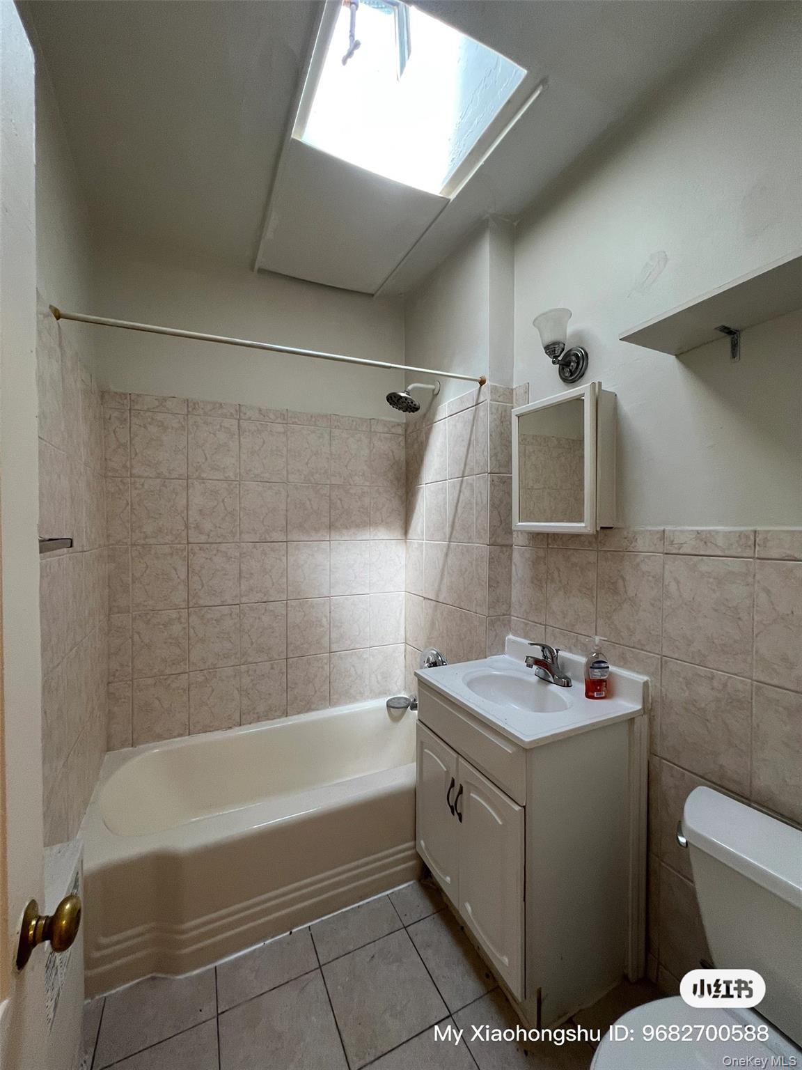 255-13 Northern Boulevard, Little Neck, NY 11362