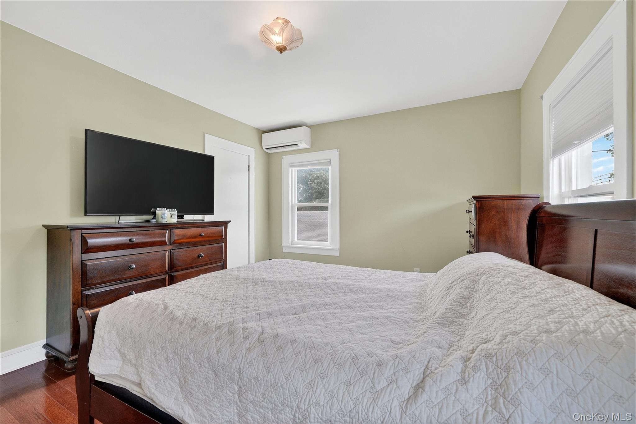 38 Seminary Avenue, Yonkers, NY 10704