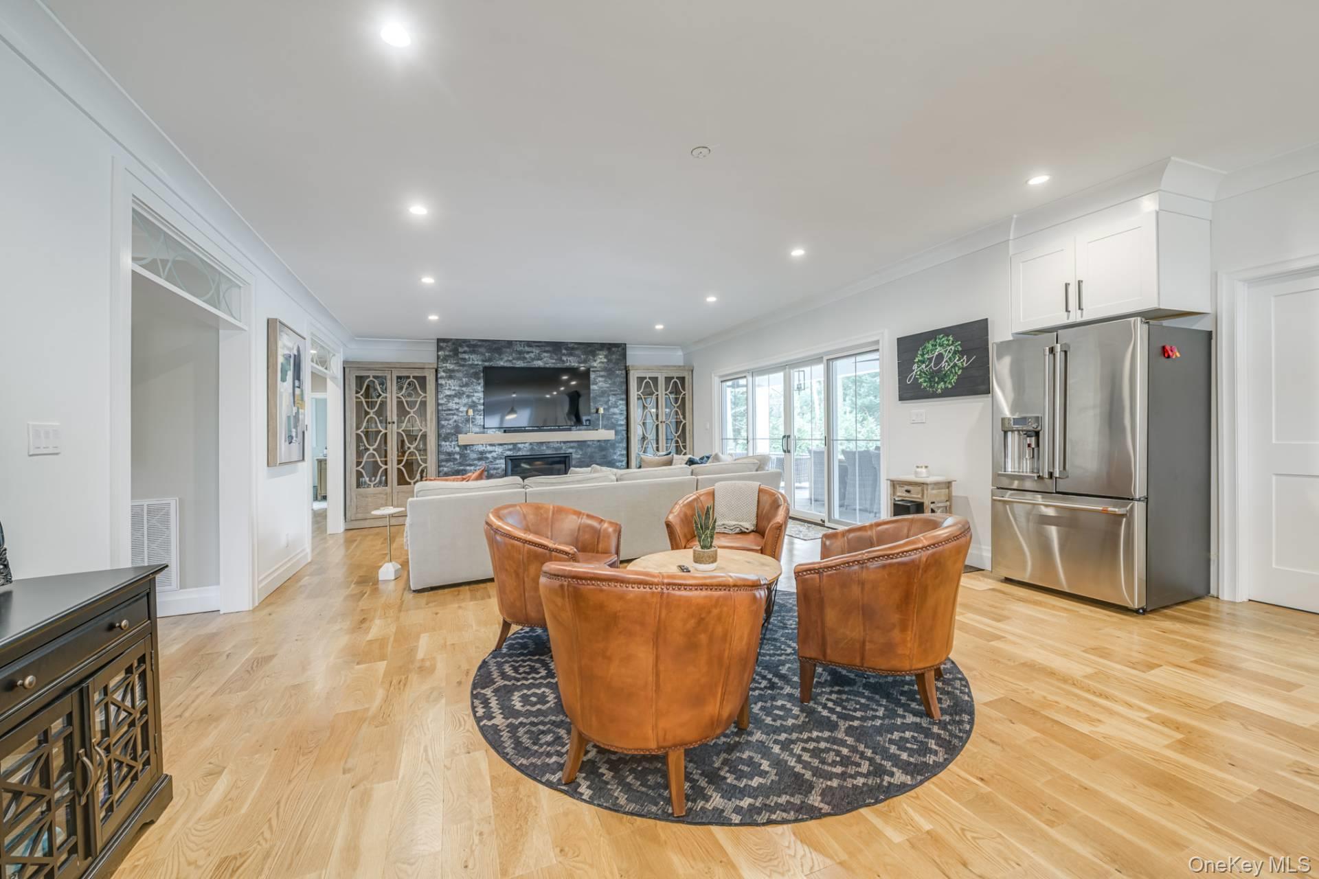 26 Indian Run, East Quogue, NY 11942