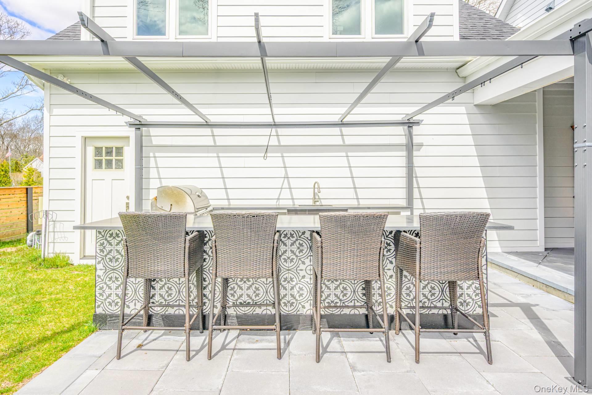 26 Indian Run, East Quogue, NY 11942