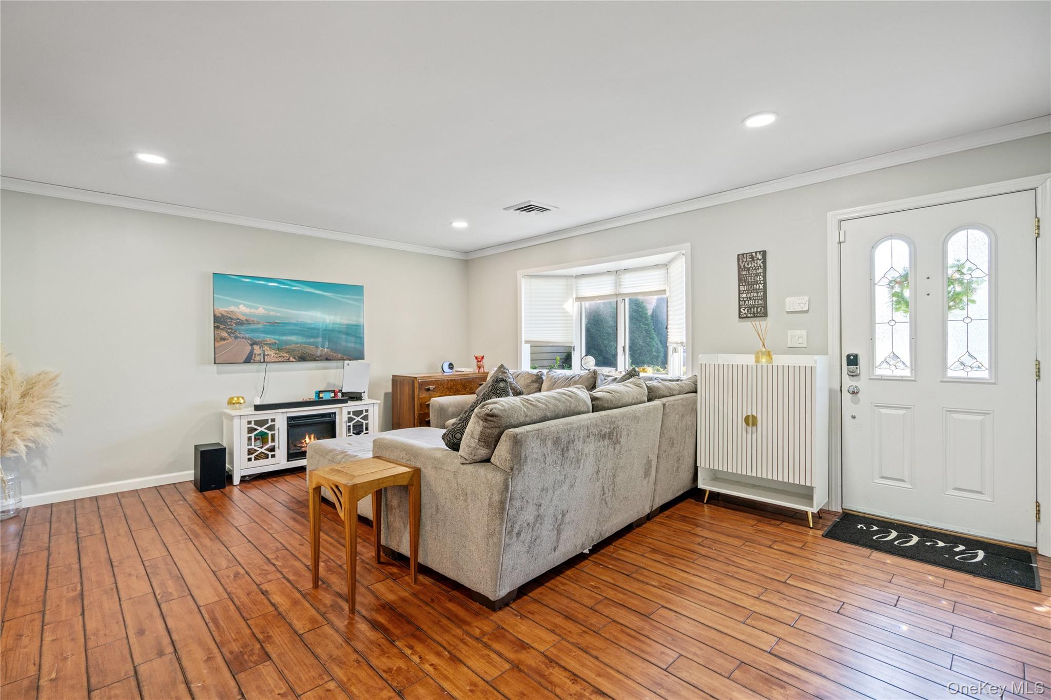 191 Philip Street, Holbrook, NY 11741