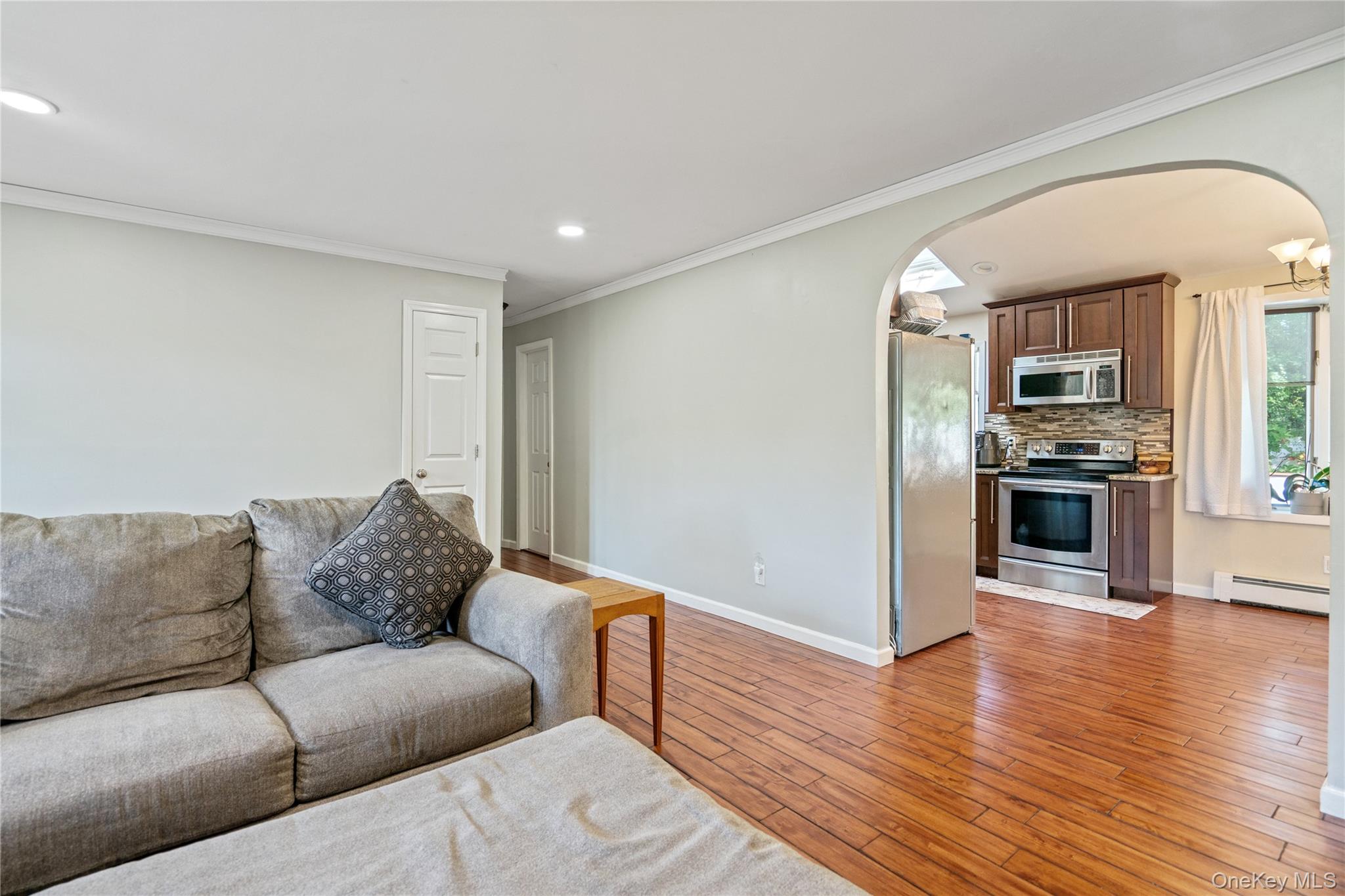 191 Philip Street, Holbrook, NY 11741