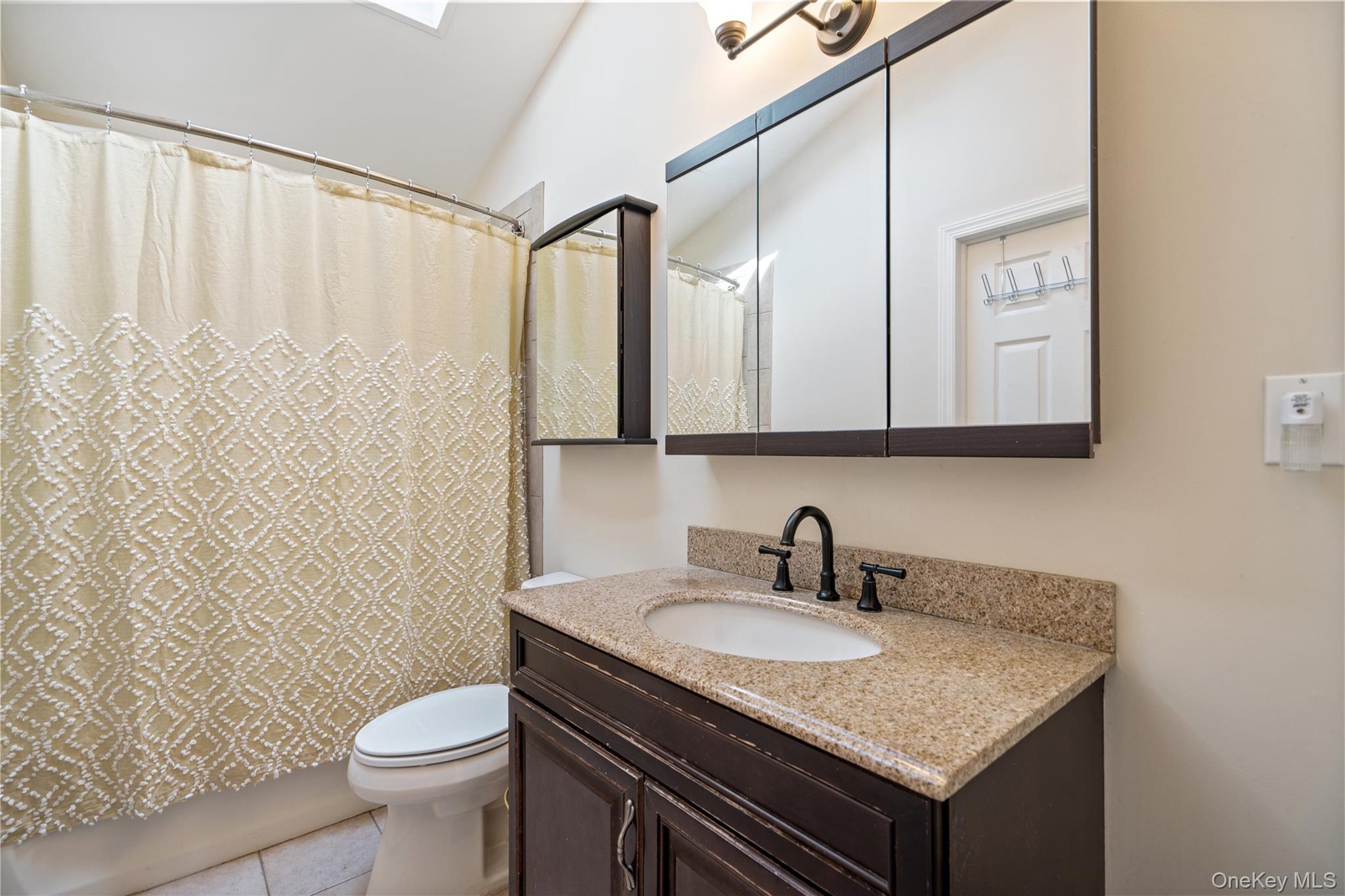 191 Philip Street, Holbrook, NY 11741