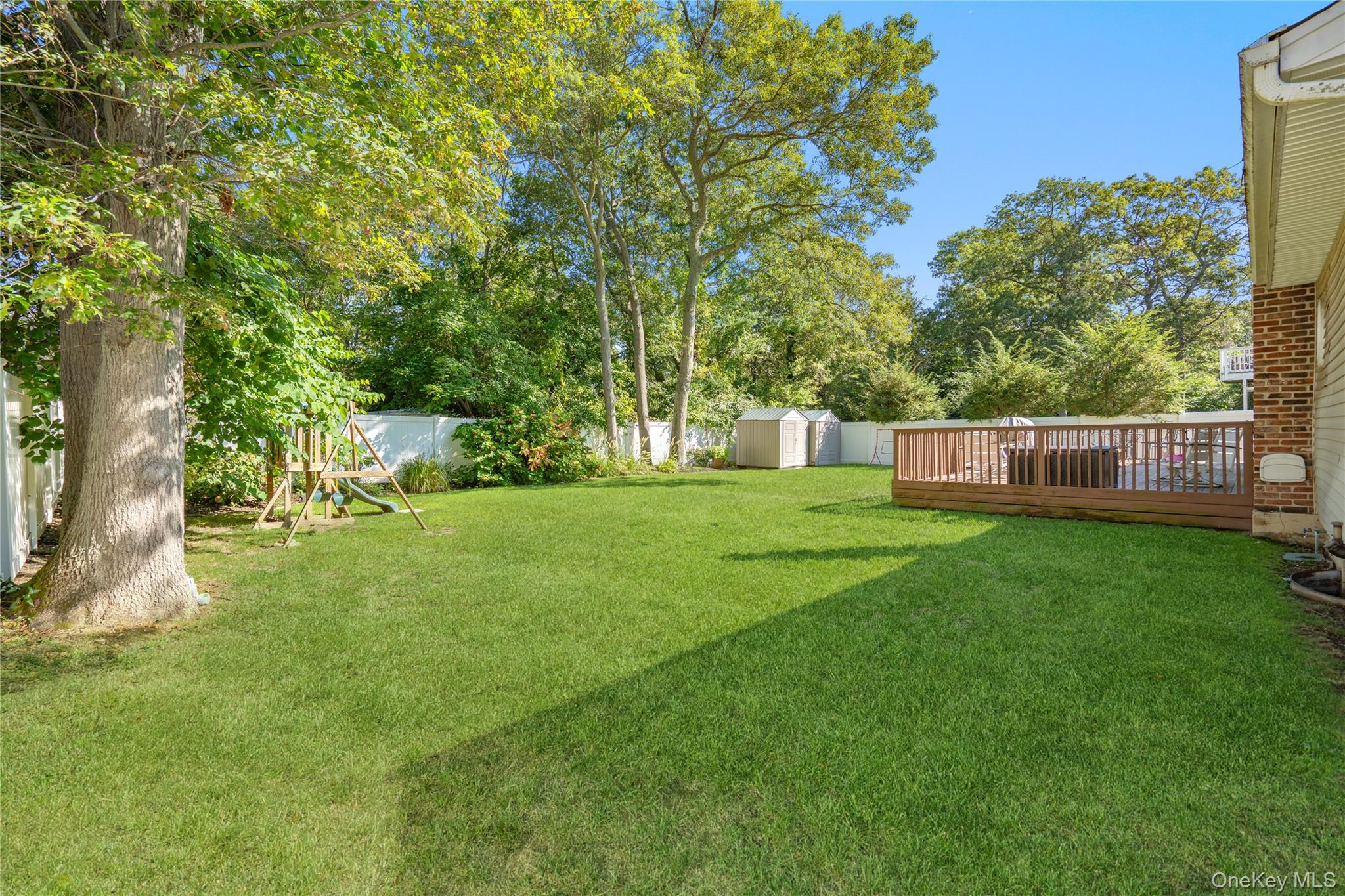 191 Philip Street, Holbrook, NY 11741