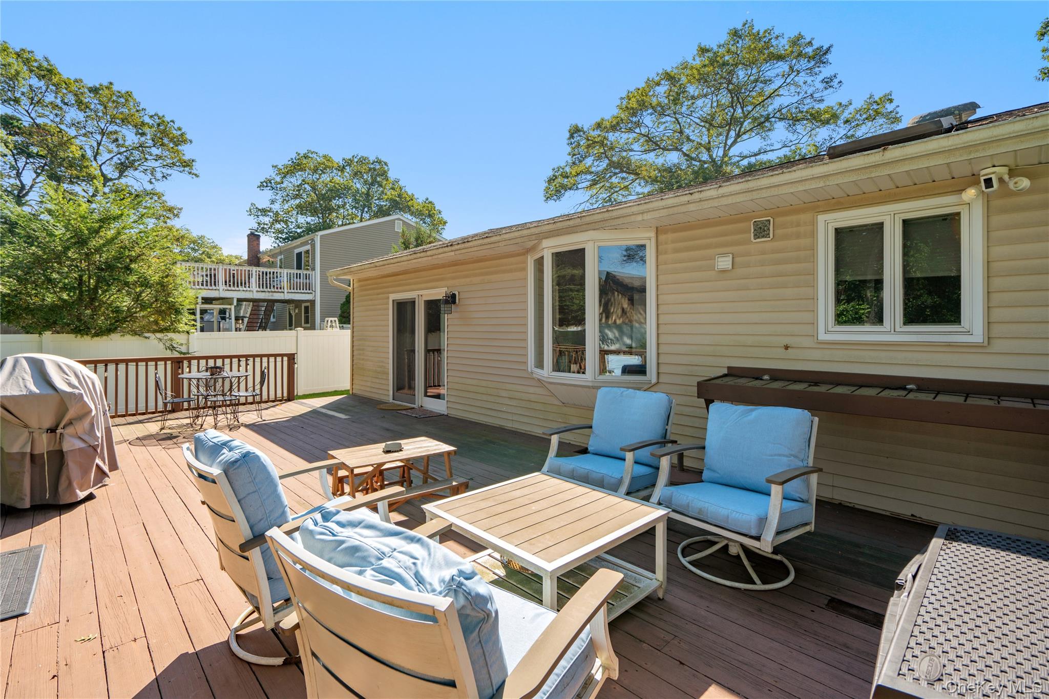 191 Philip Street, Holbrook, NY 11741