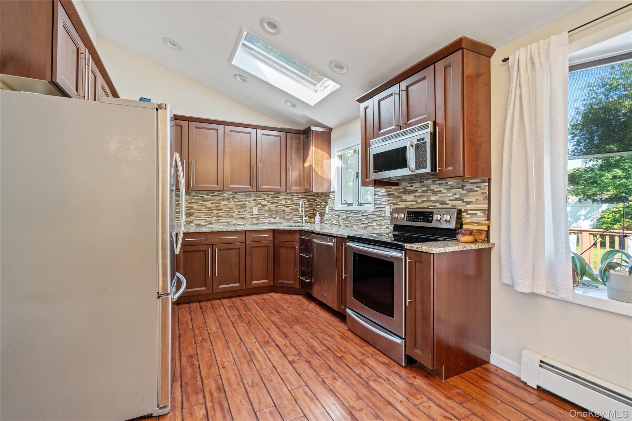 191 Philip Street, Holbrook, NY 11741