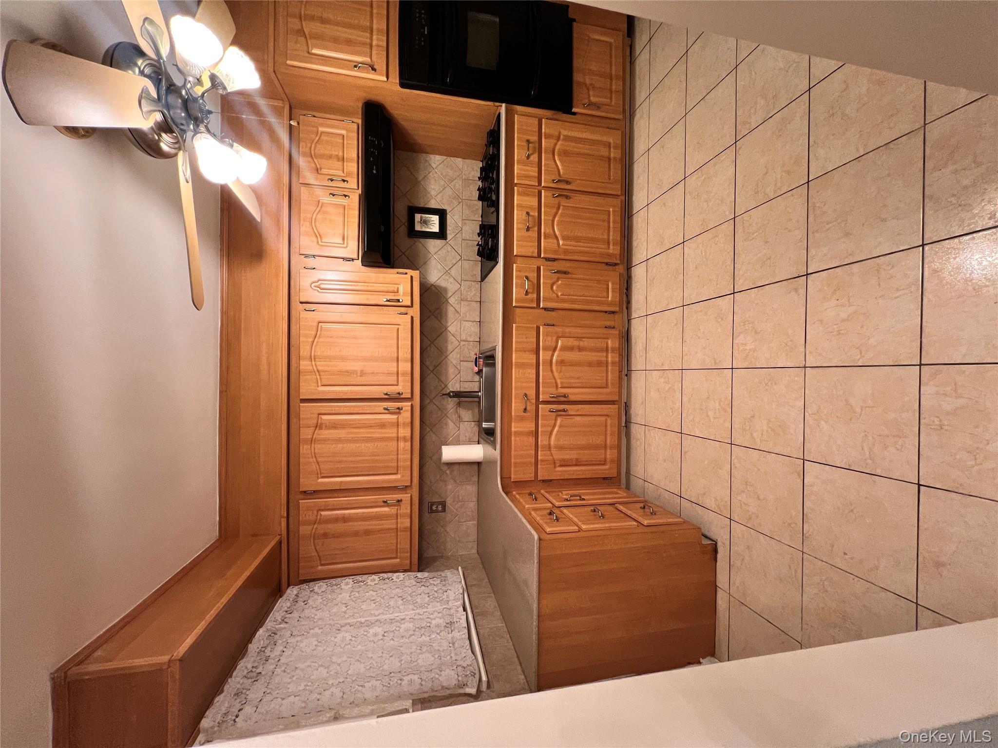 1047 E 217th Street, Bronx, NY 10469