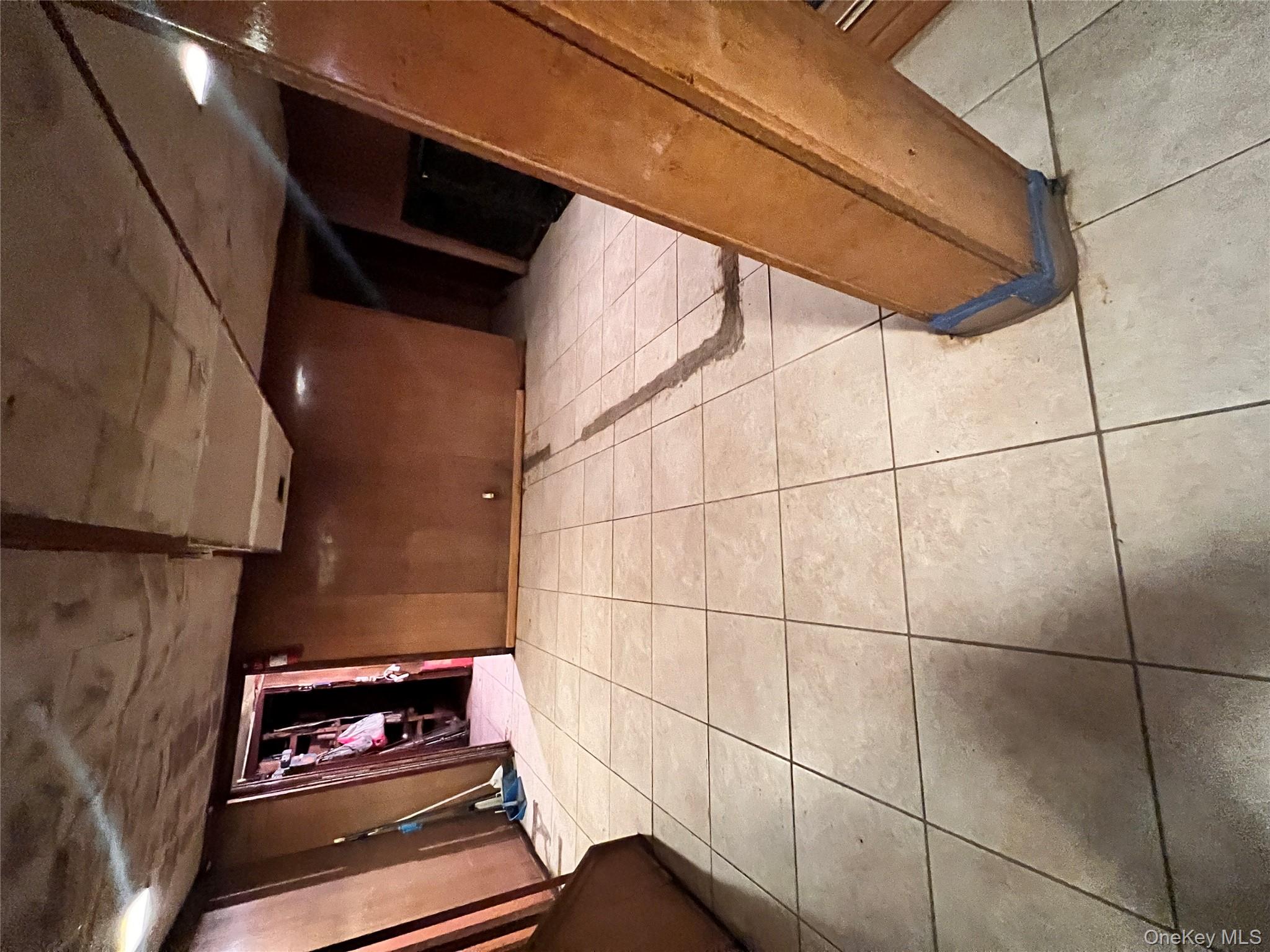 1047 E 217th Street, Bronx, NY 10469