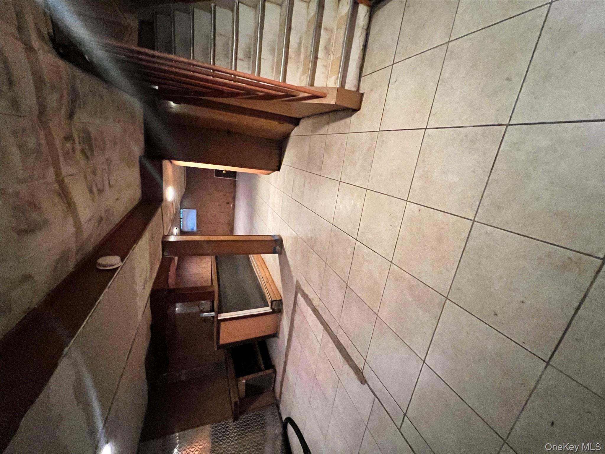 1047 E 217th Street, Bronx, NY 10469