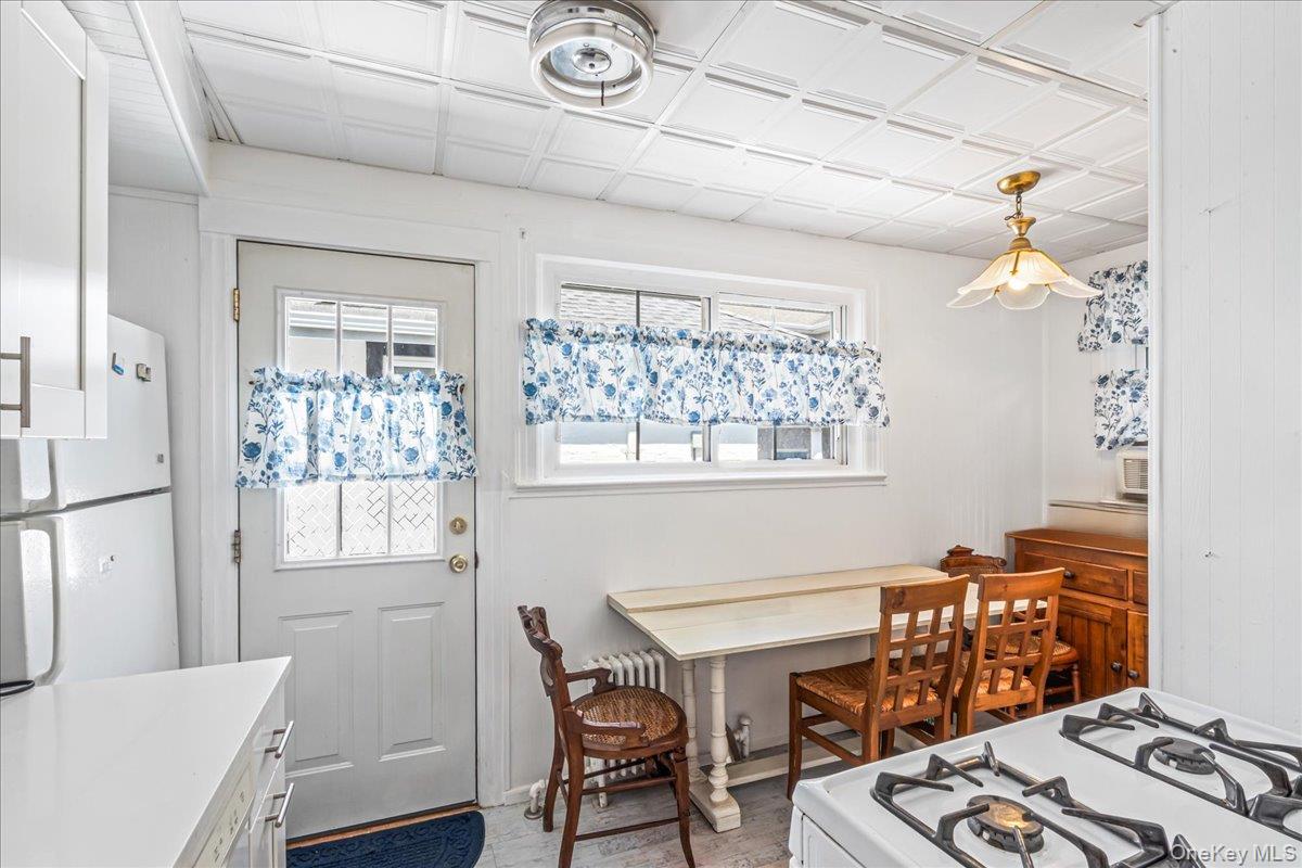 88 Buffalo Avenue, East Atlantic Beach, NY 11561