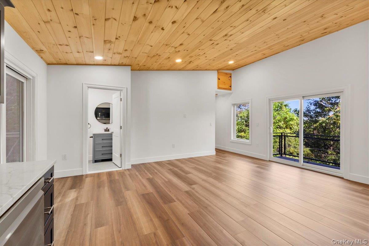 711 Vedder Mountain Road, Catskill, NY 12414