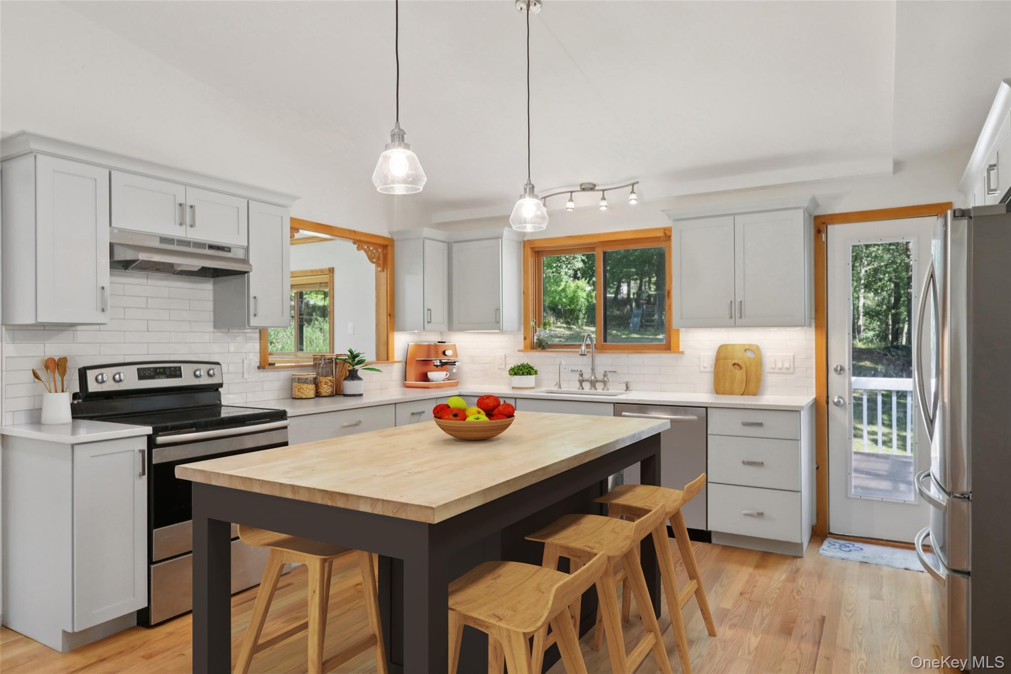 54 Kings Ridge Road, Mahopac, NY 10541