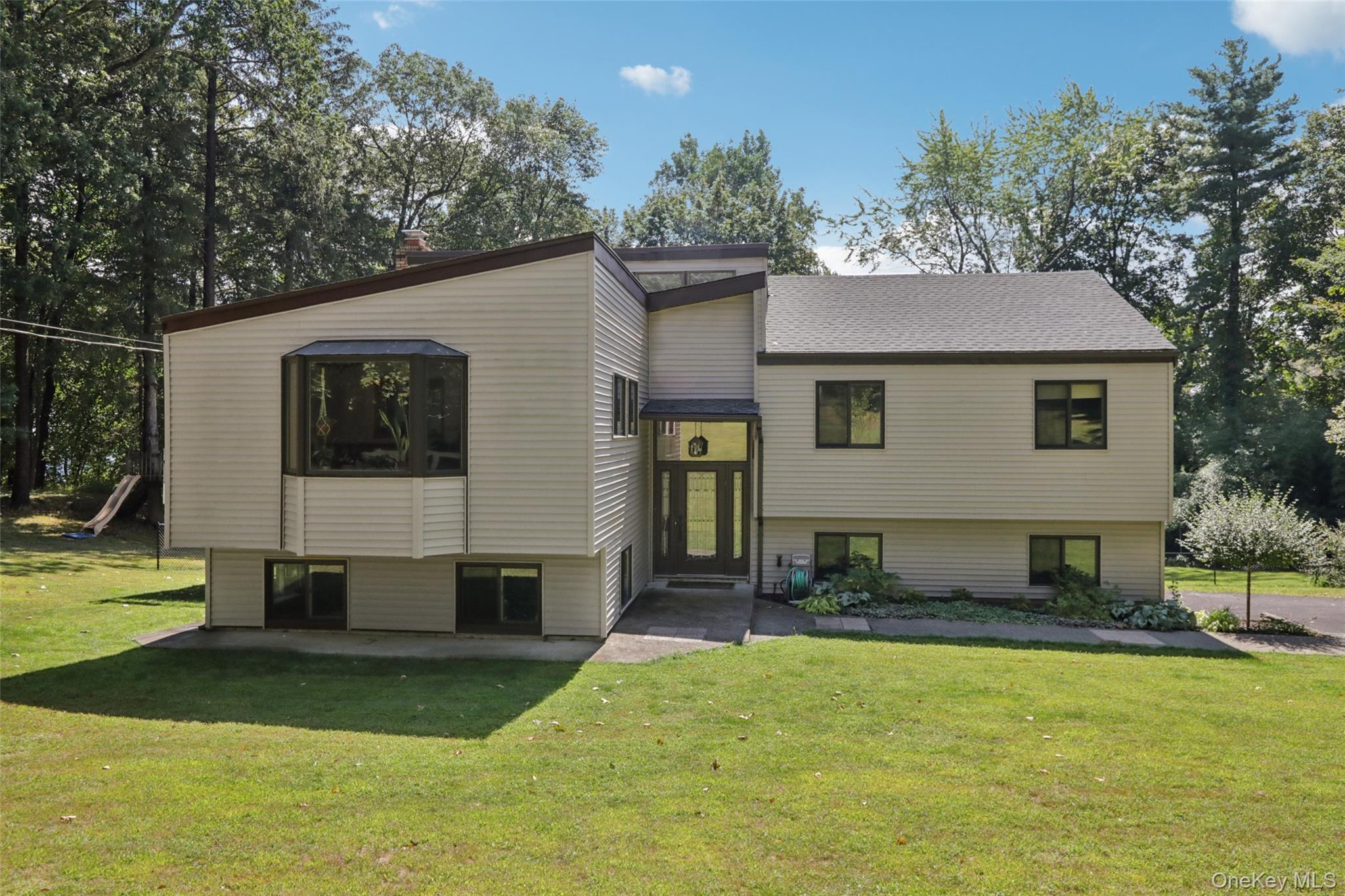 54 Kings Ridge Road, Mahopac, NY 10541