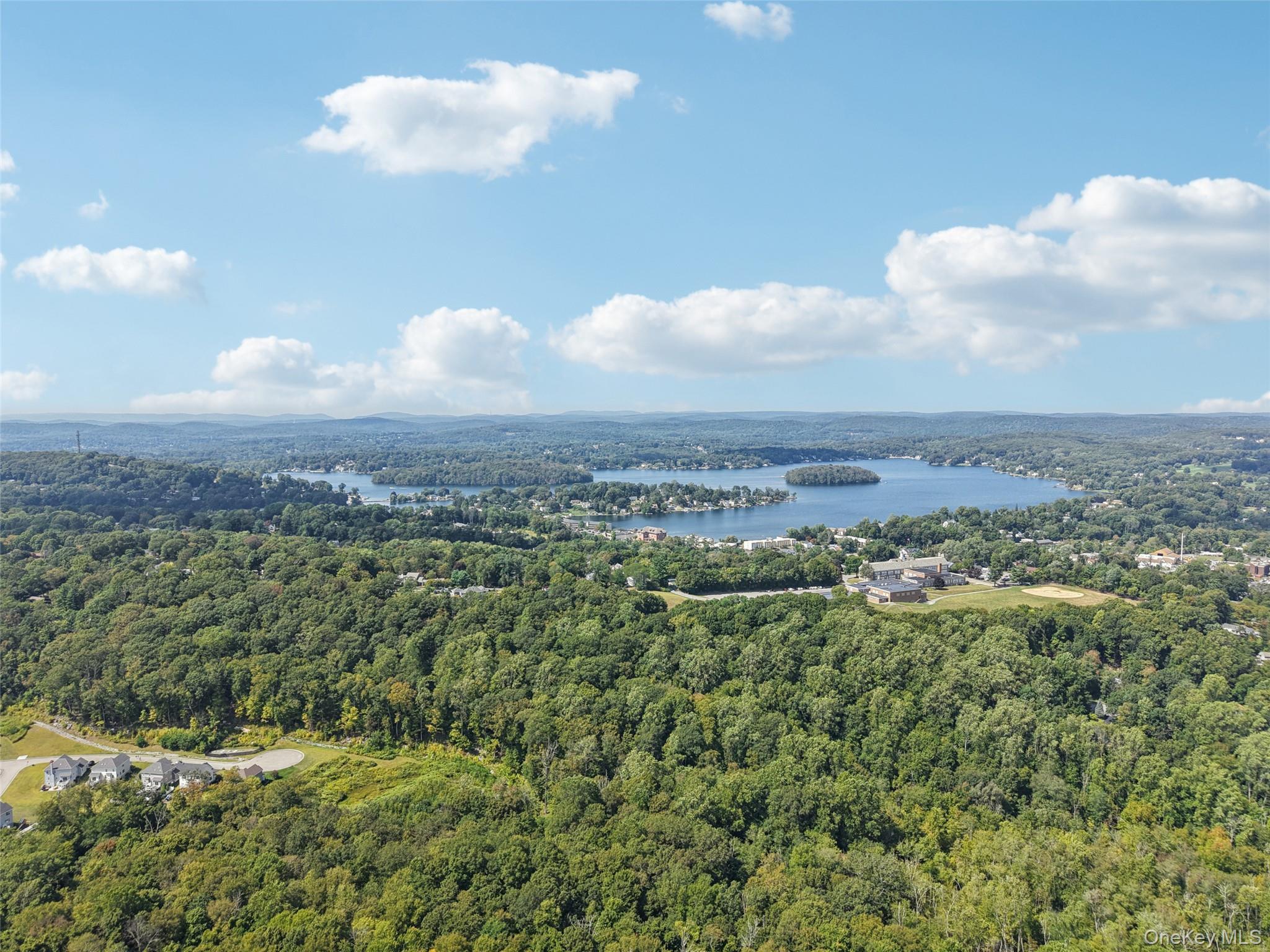 54 Kings Ridge Road, Mahopac, NY 10541