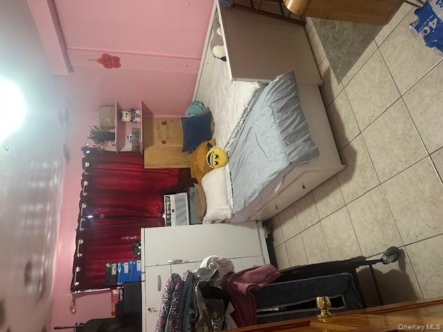 10429 Roosevelt Avenue, Corona, NY 11368