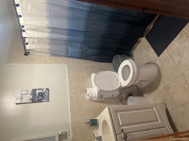 10429 Roosevelt Avenue, Corona, NY 11368