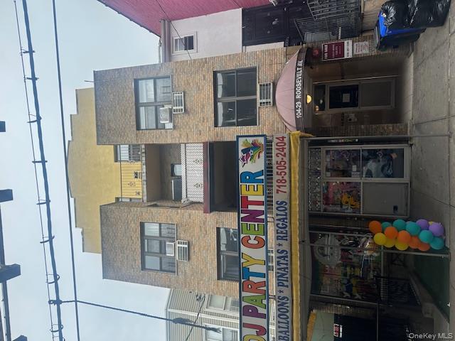 10429 Roosevelt Avenue, Corona, NY 11368