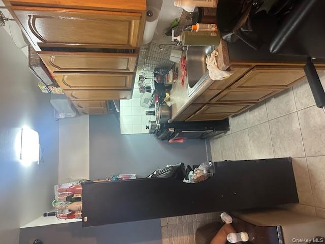 10429 Roosevelt Avenue, Corona, NY 11368