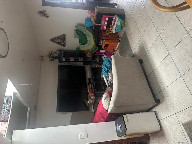 10429 Roosevelt Avenue, Corona, NY 11368