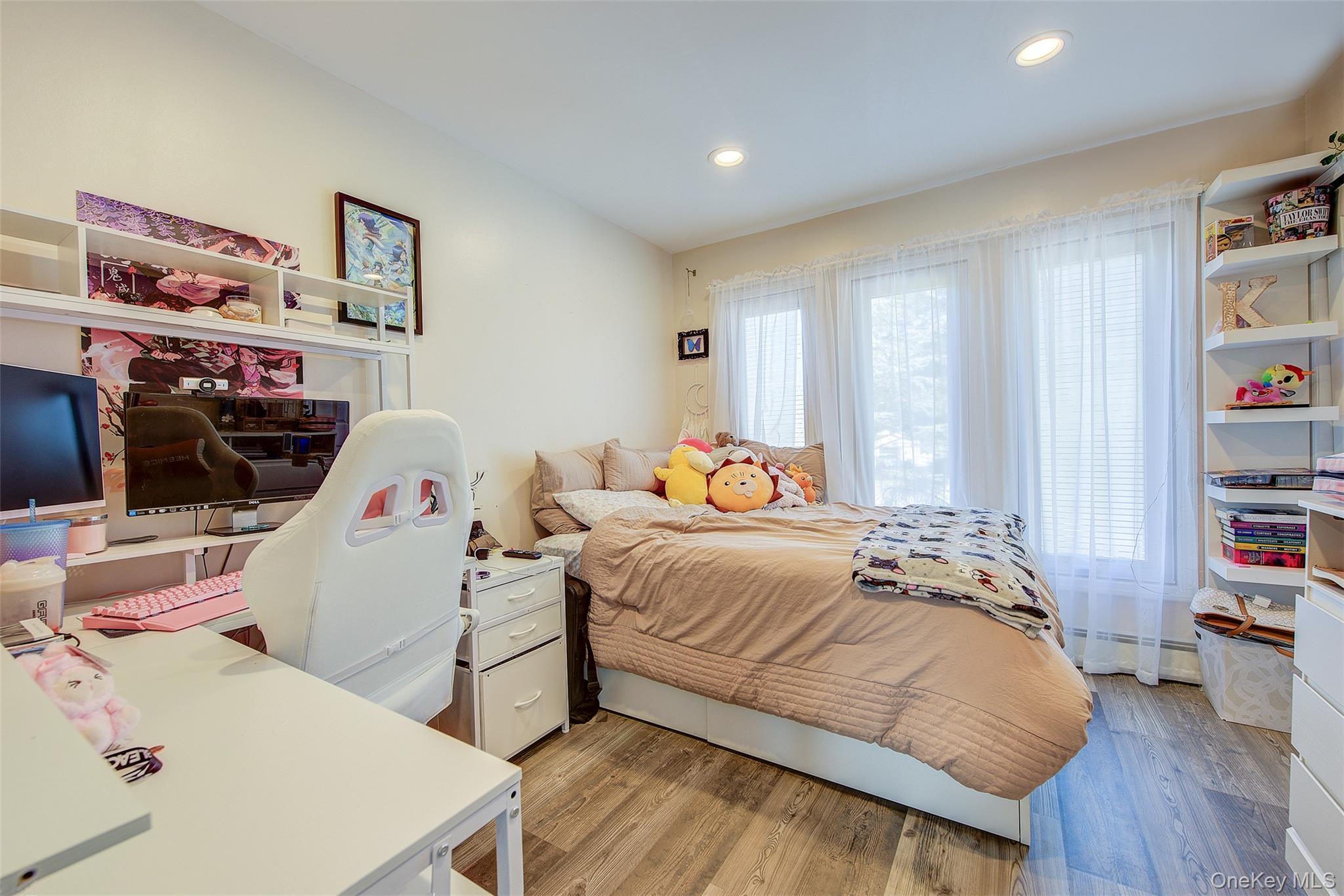 34 Hawthorne Street, Mount Sinai, NY 11766