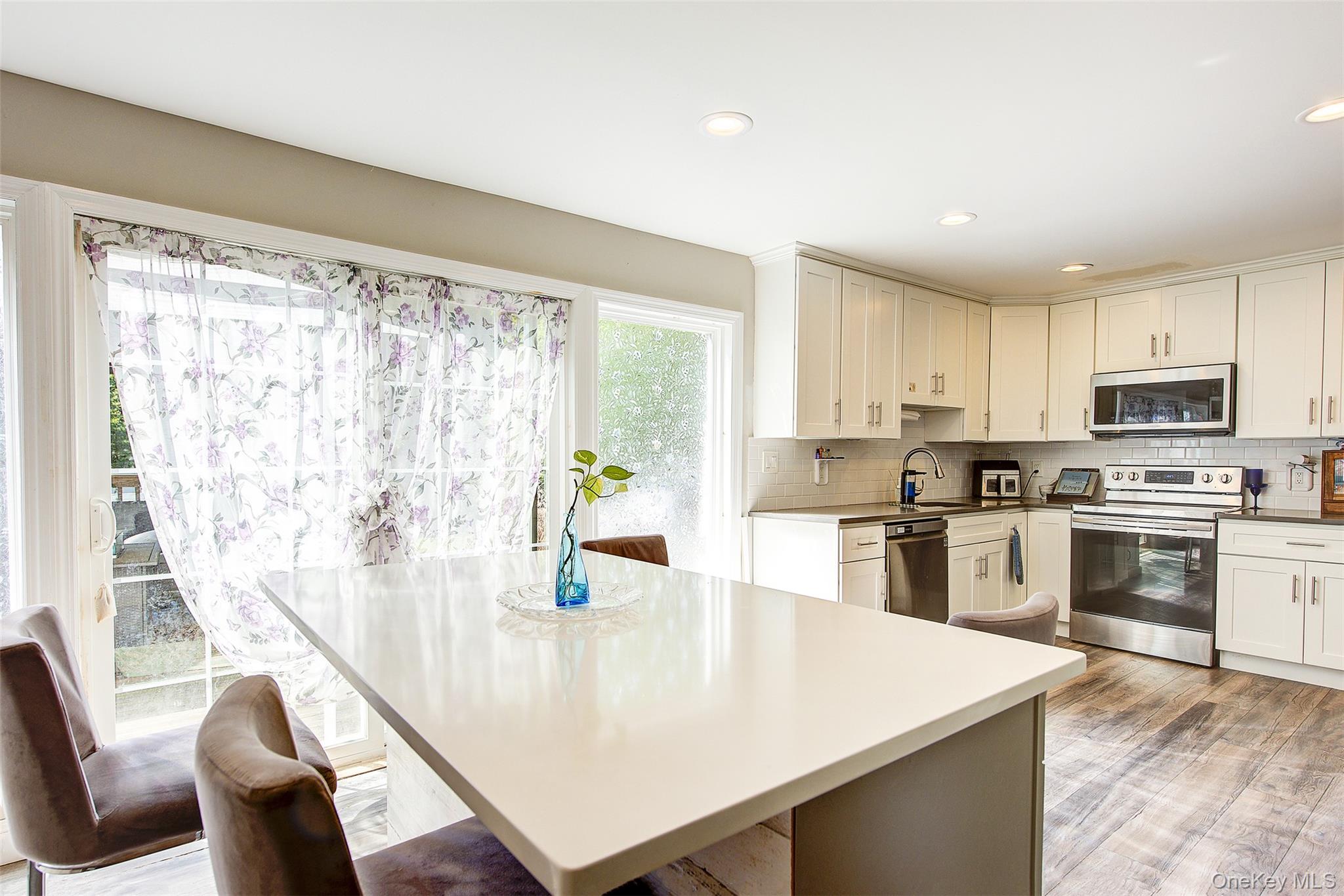 34 Hawthorne Street, Mount Sinai, NY 11766