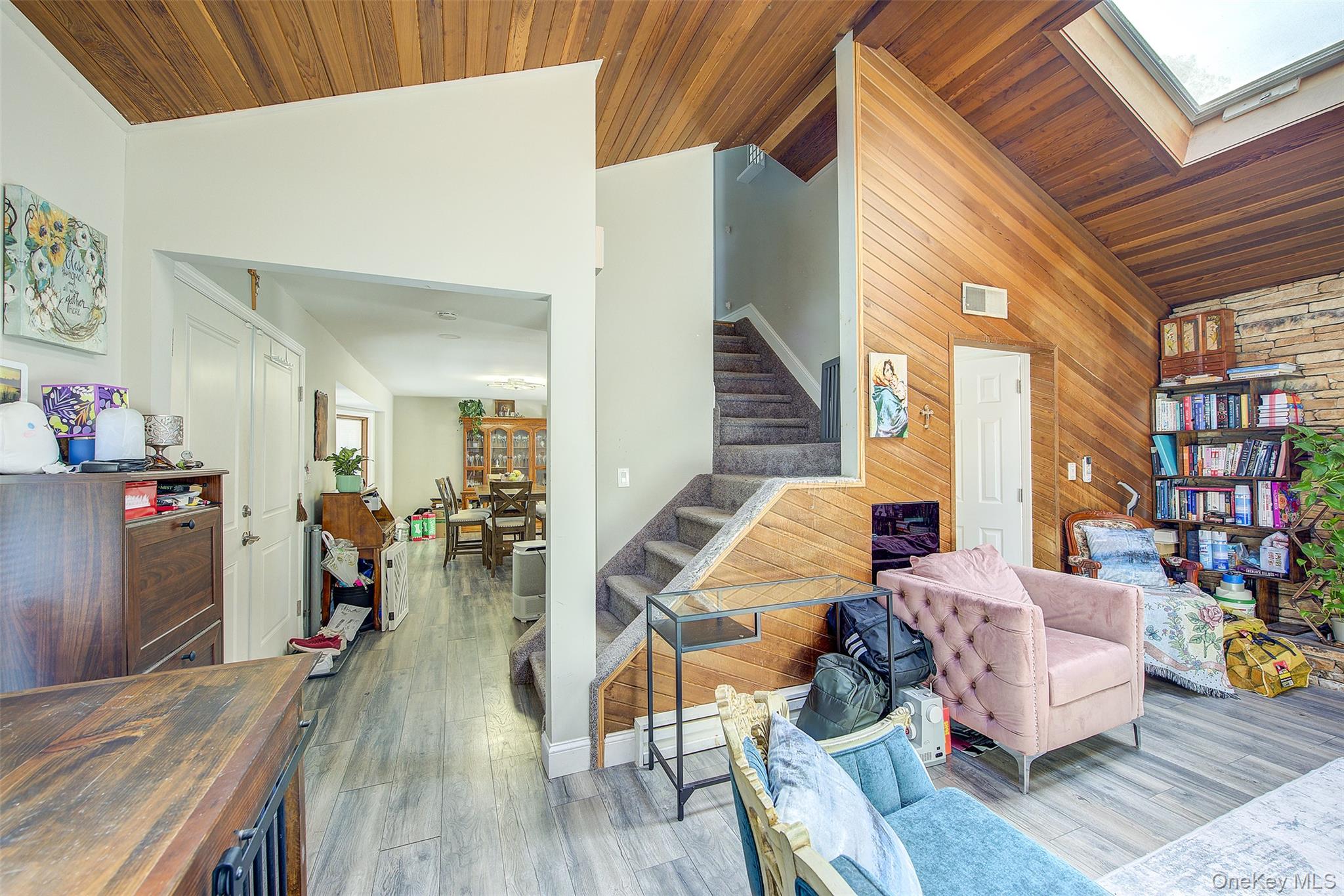 34 Hawthorne Street, Mount Sinai, NY 11766