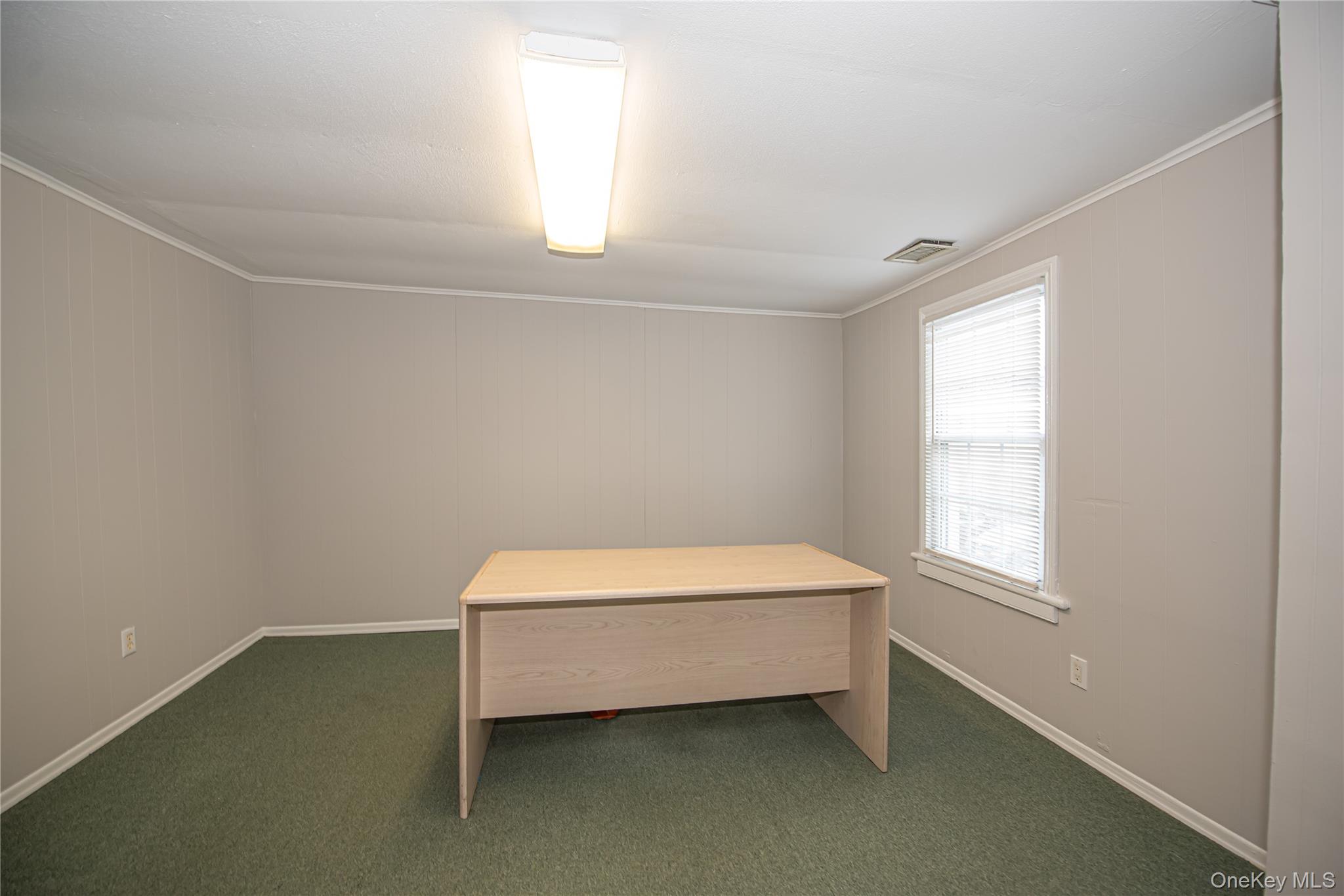 206 E Main Street # Upper Right, Babylon, NY 11702