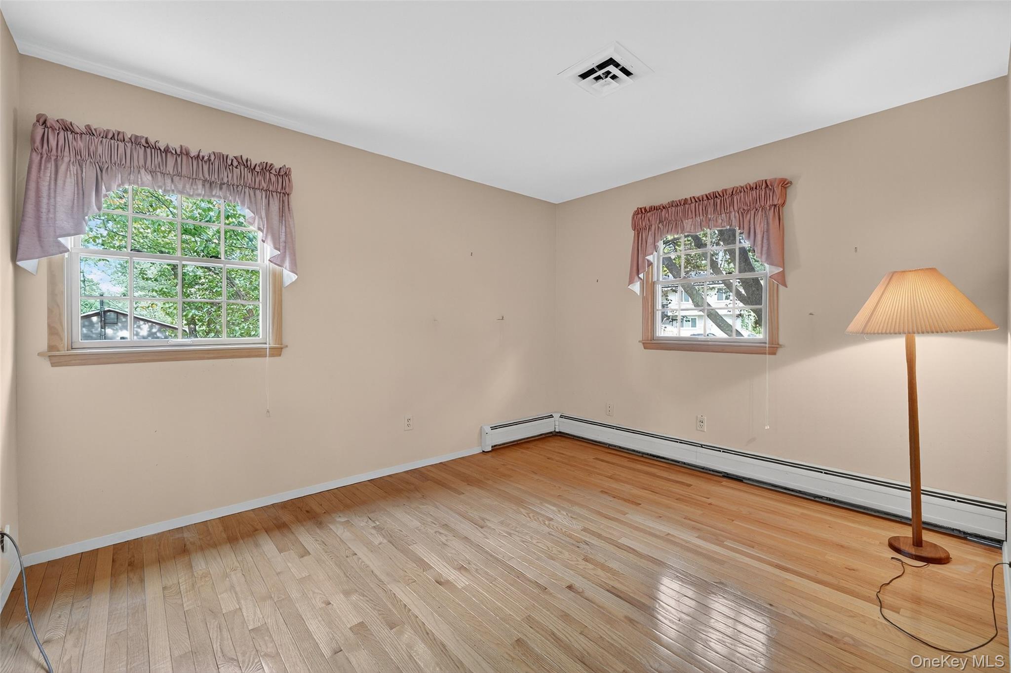 15 Stockbridge Avenue, Suffern, NY 10901