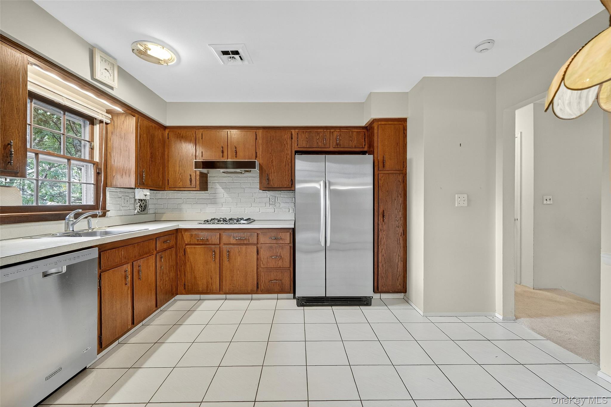 15 Stockbridge Avenue, Suffern, NY 10901