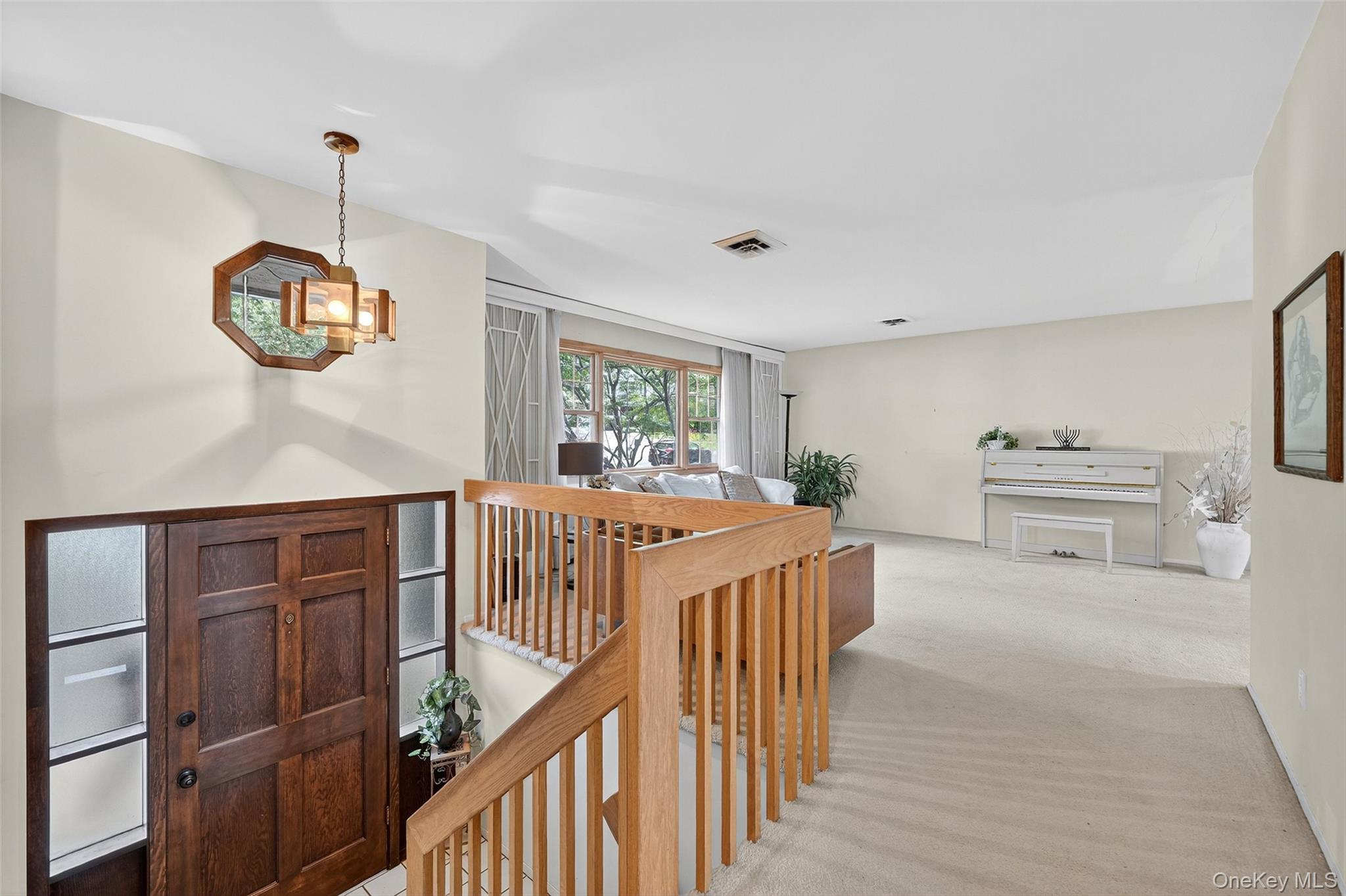 15 Stockbridge Avenue, Suffern, NY 10901