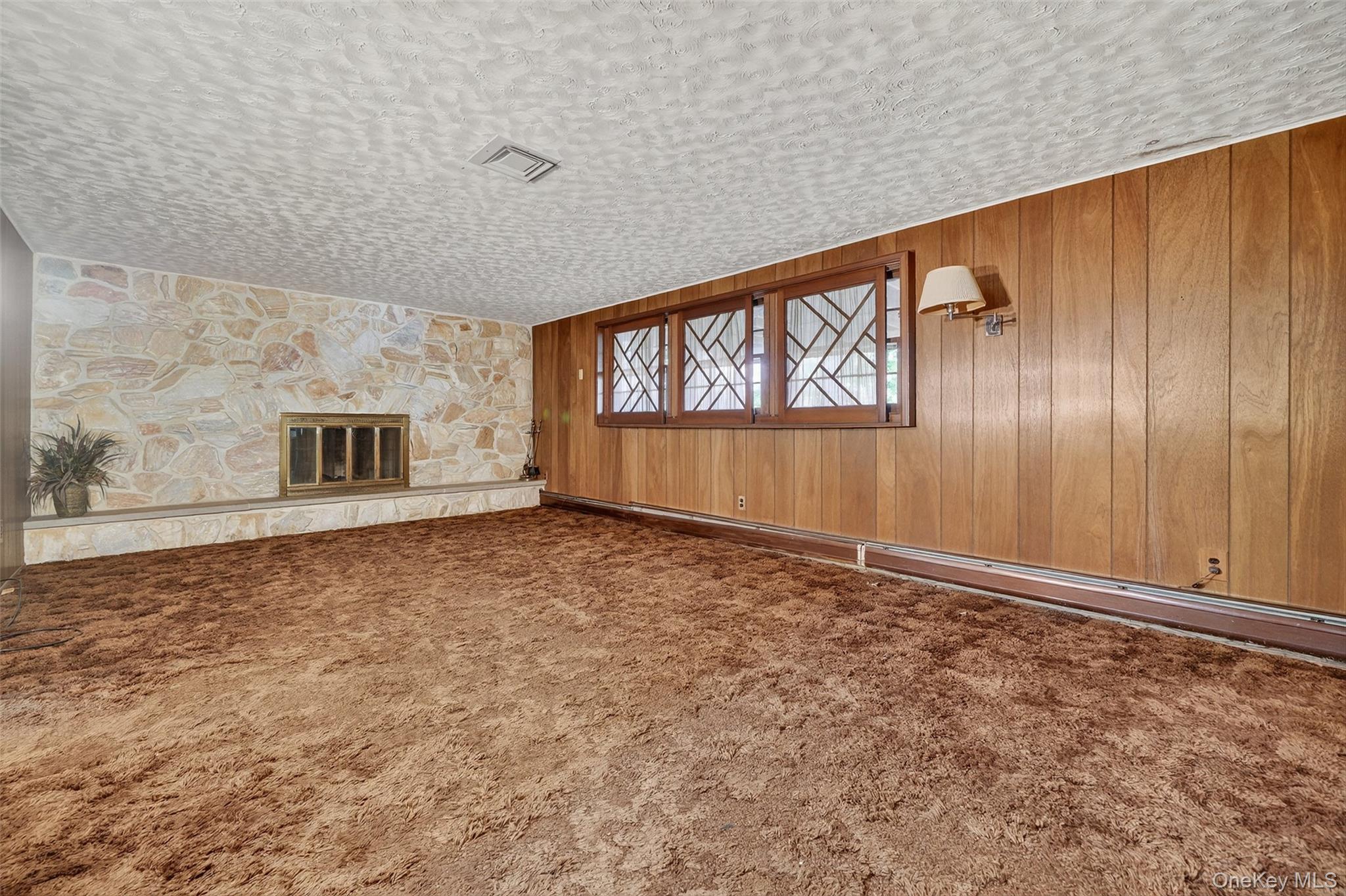 15 Stockbridge Avenue, Suffern, NY 10901