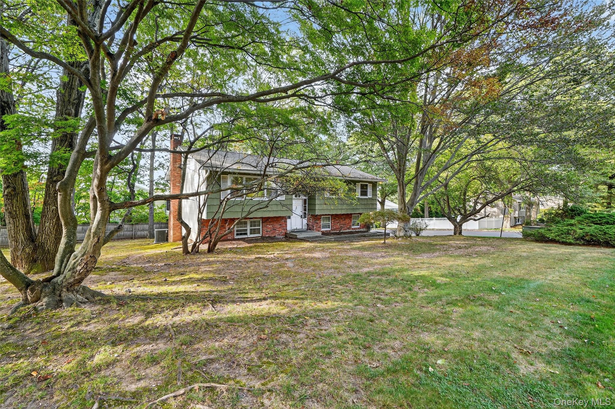 15 Stockbridge Avenue, Suffern, NY 10901