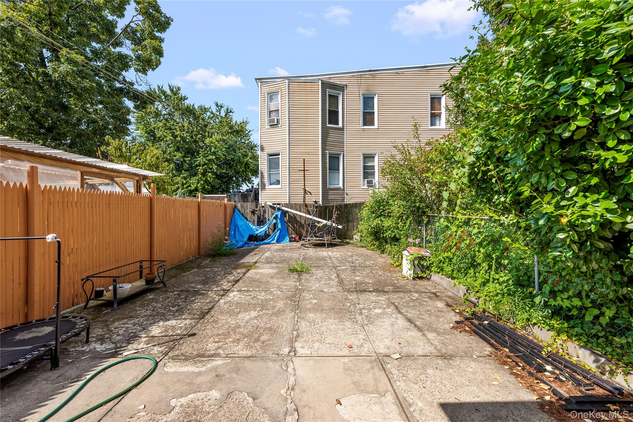 8506 79th Street, Woodhaven, NY 11421