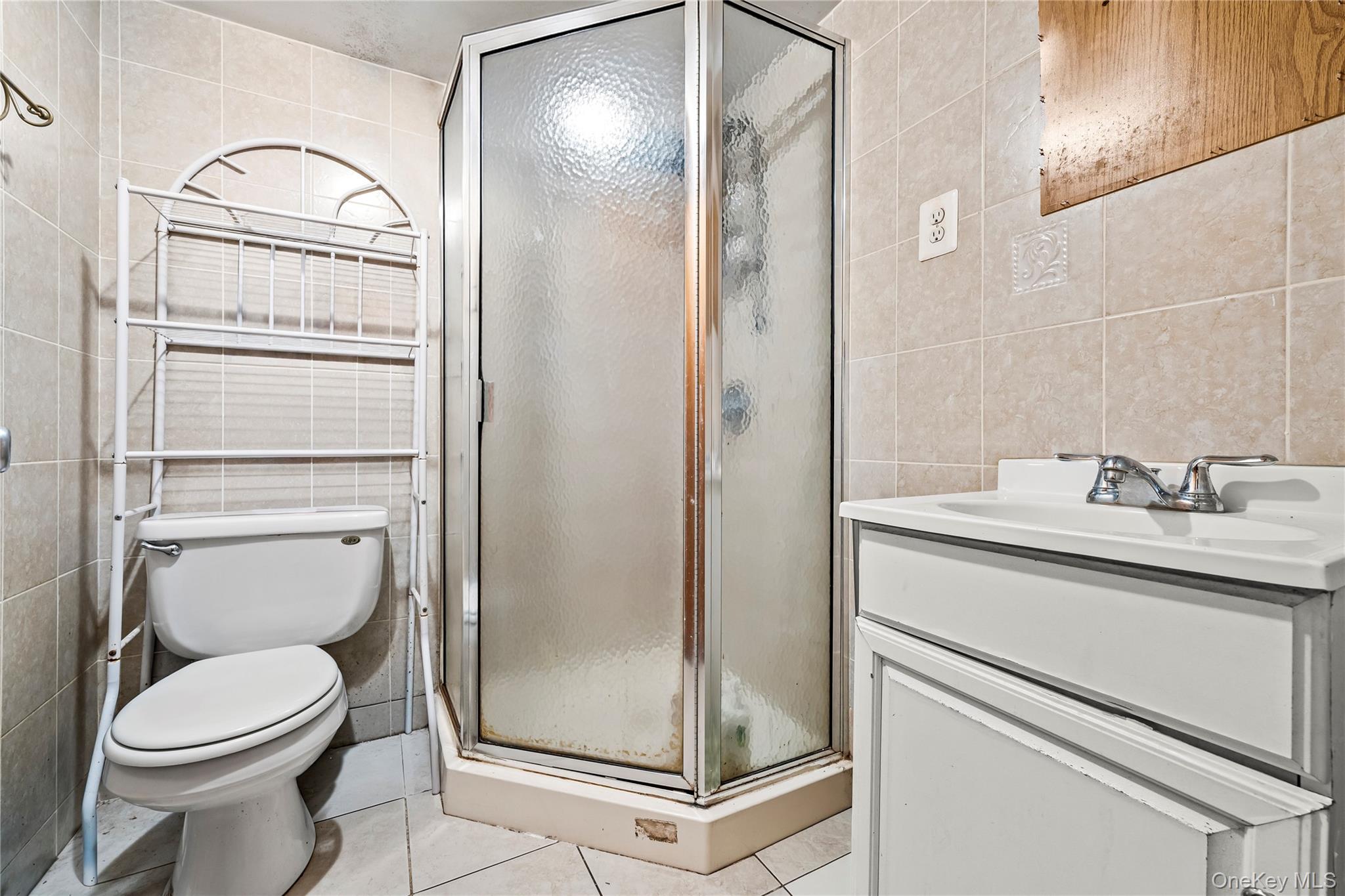 8506 79th Street, Woodhaven, NY 11421