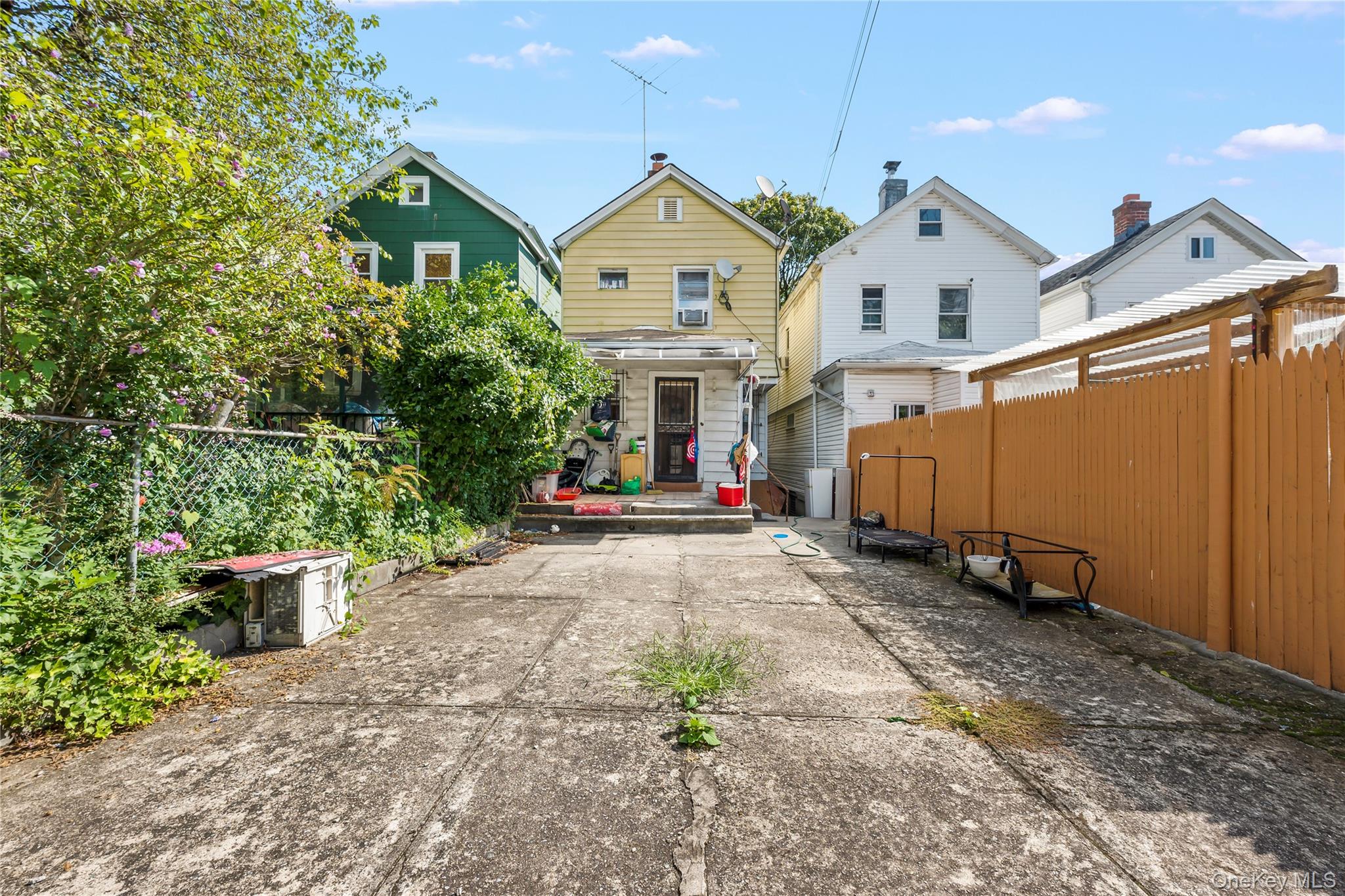 8506 79th Street, Woodhaven, NY 11421