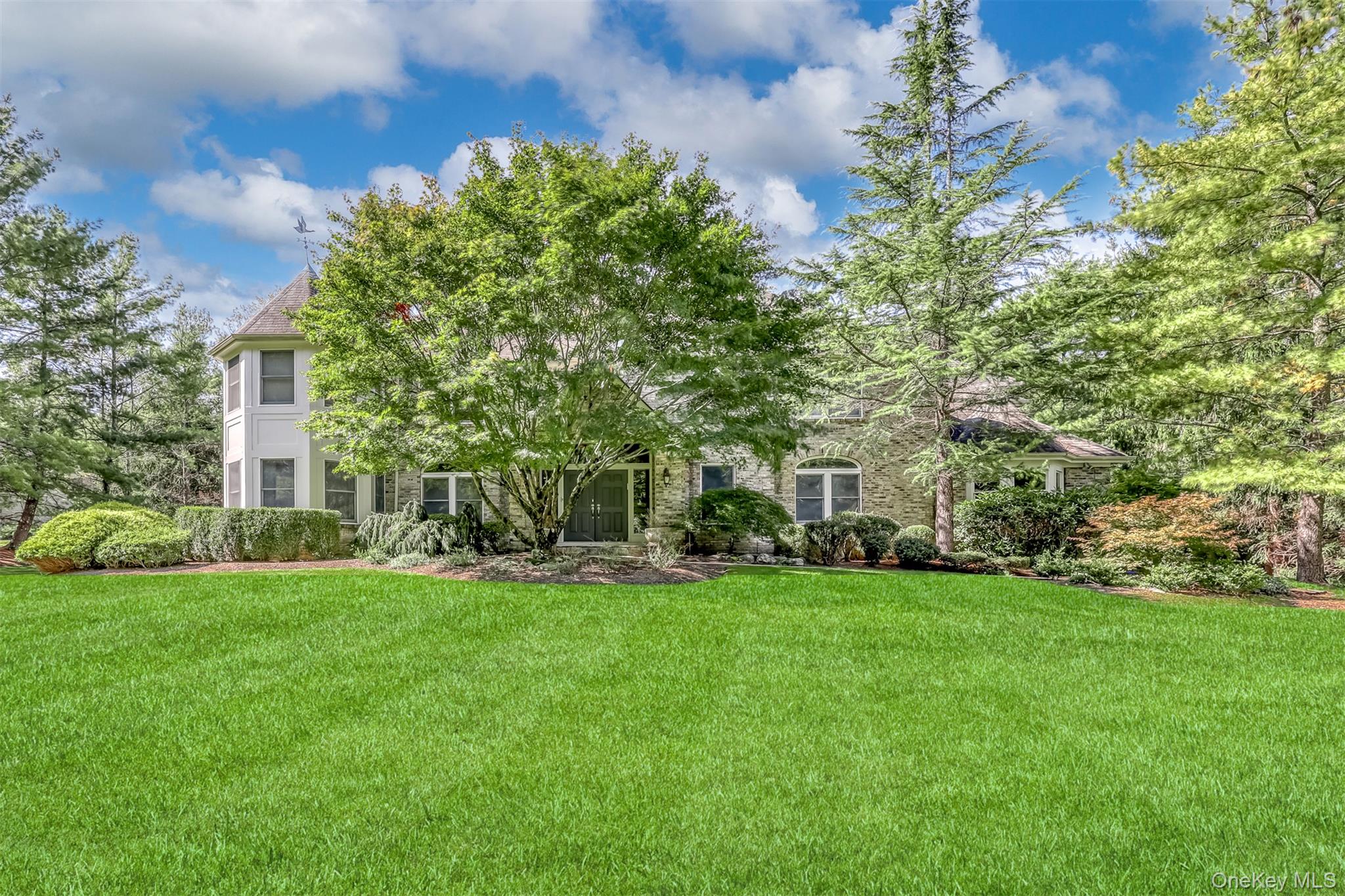 15 Golden Road, Suffern, NY 10901