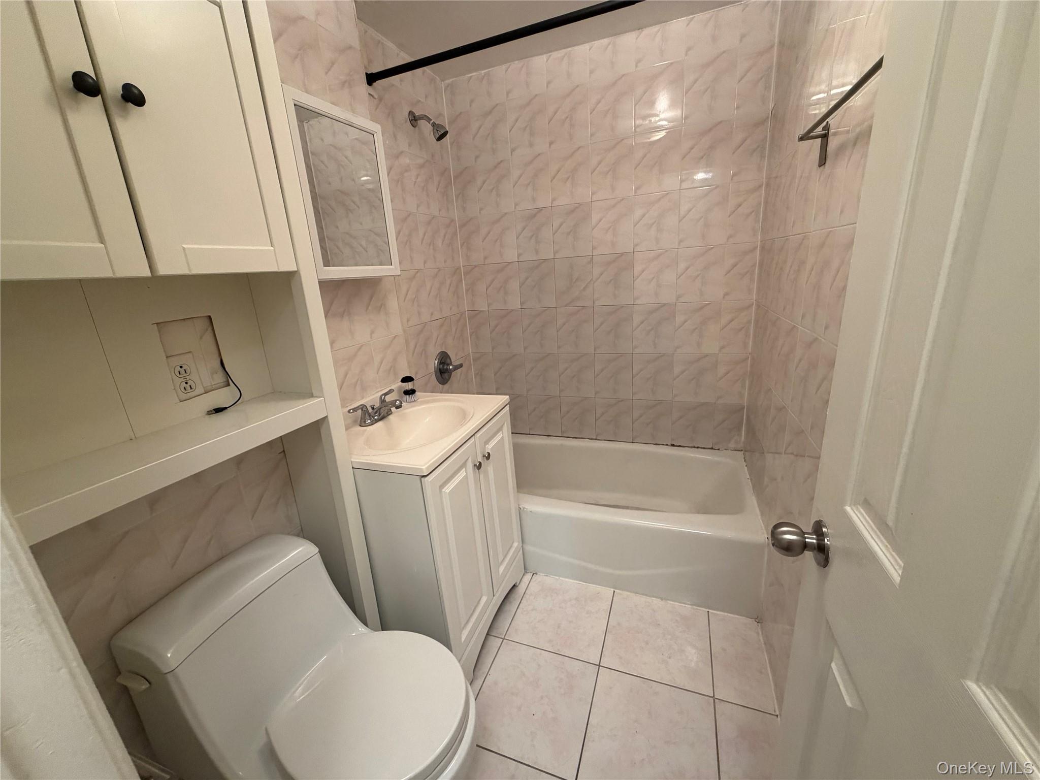 5311 90 Street # 3D, Elmhurst, NY 11373