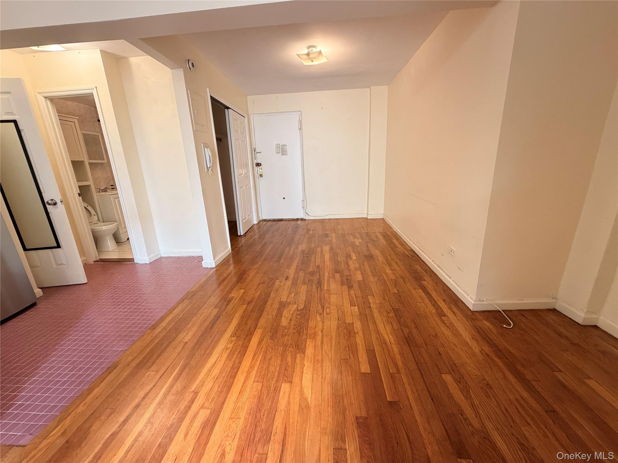 5311 90 Street # 3D, Elmhurst, NY 11373