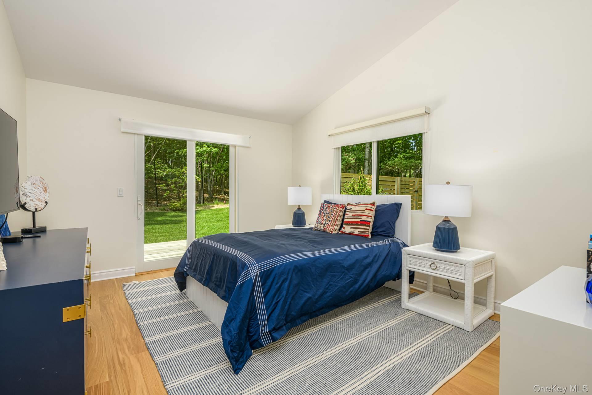 1646 Noyack Road, Southampton, NY 11968