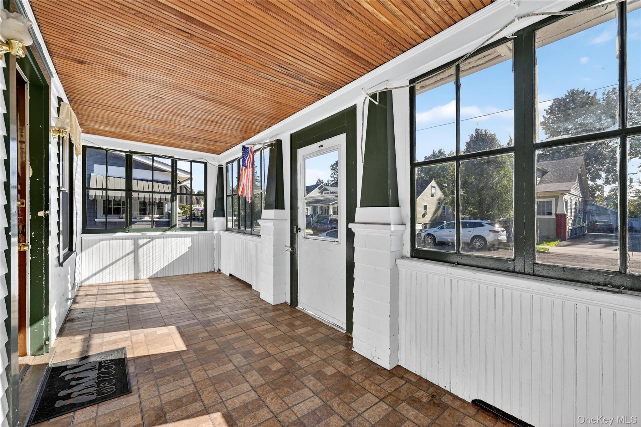 17 Nott Place, Newburgh, NY 12550