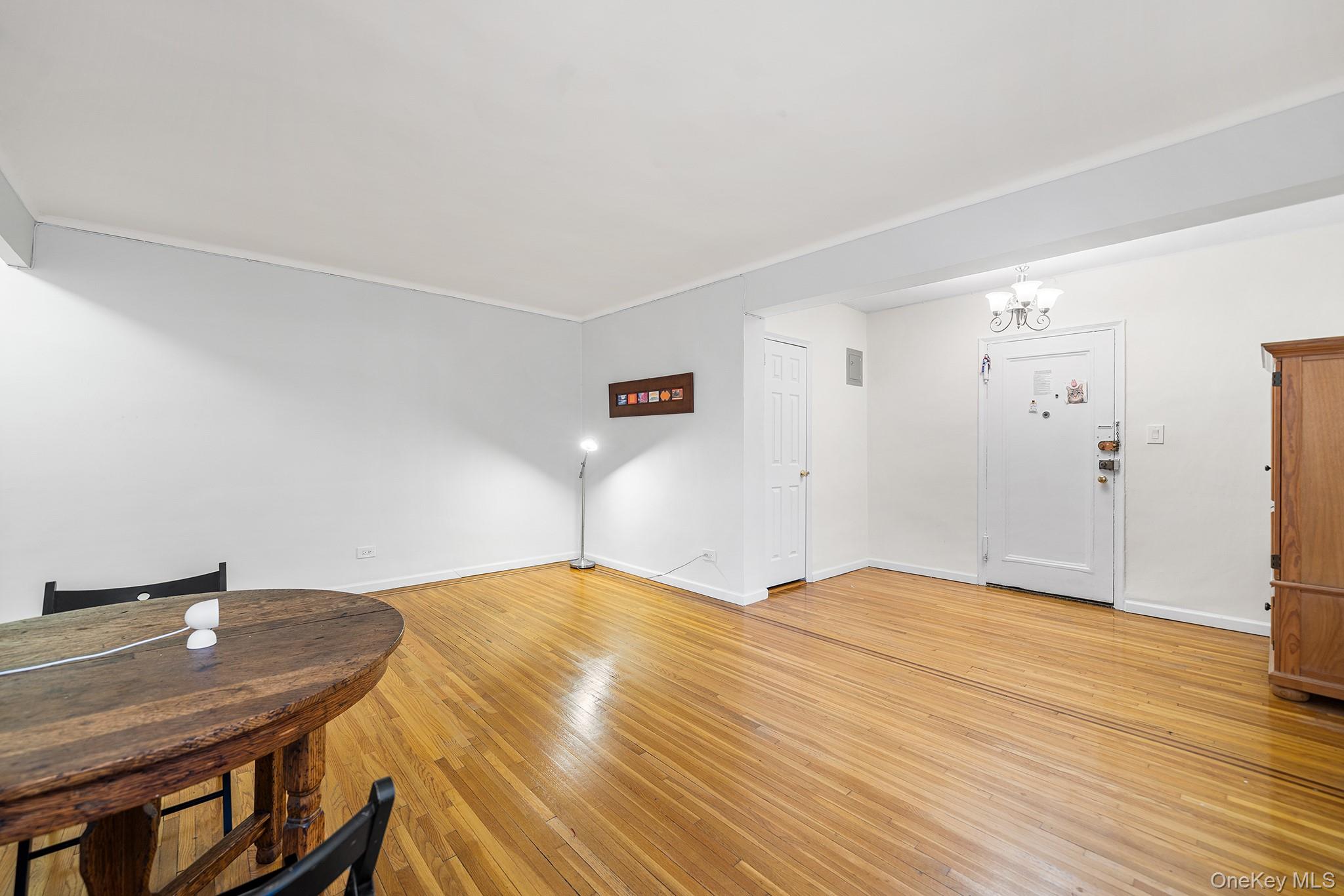 65-74 Saunders Street # 1F, Rego Park, NY 11374