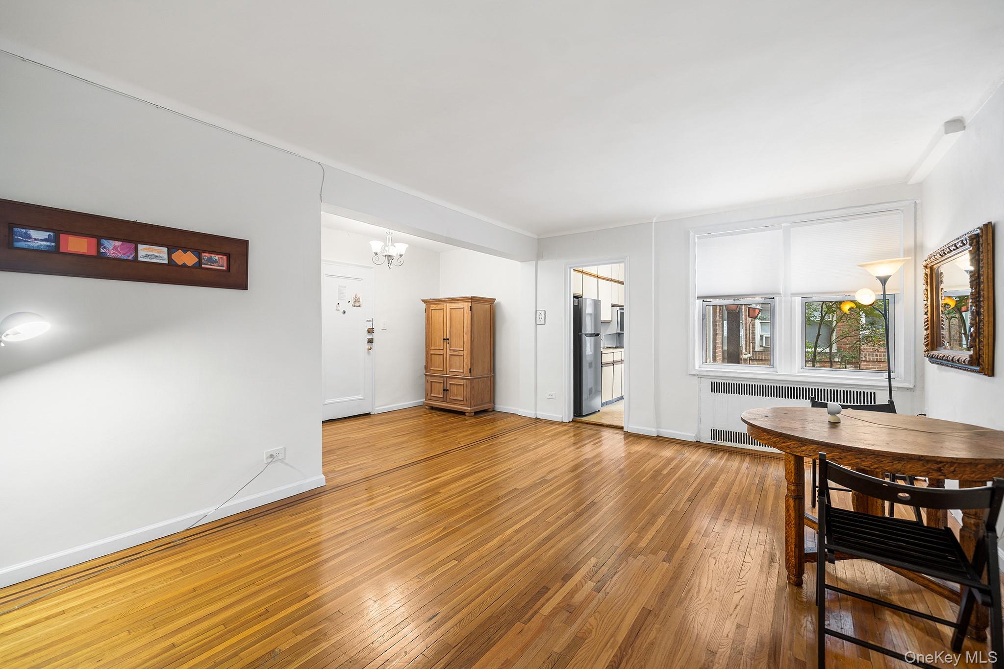 65-74 Saunders Street # 1F, Rego Park, NY 11374