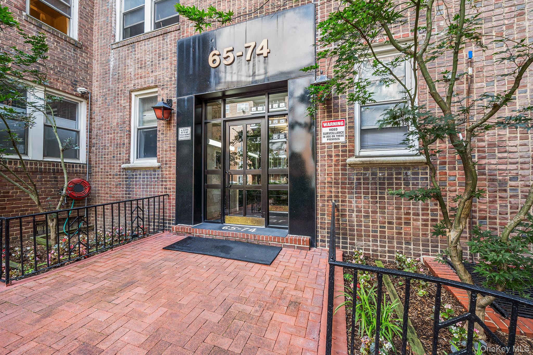 65-74 Saunders Street # 1F, Rego Park, NY 11374