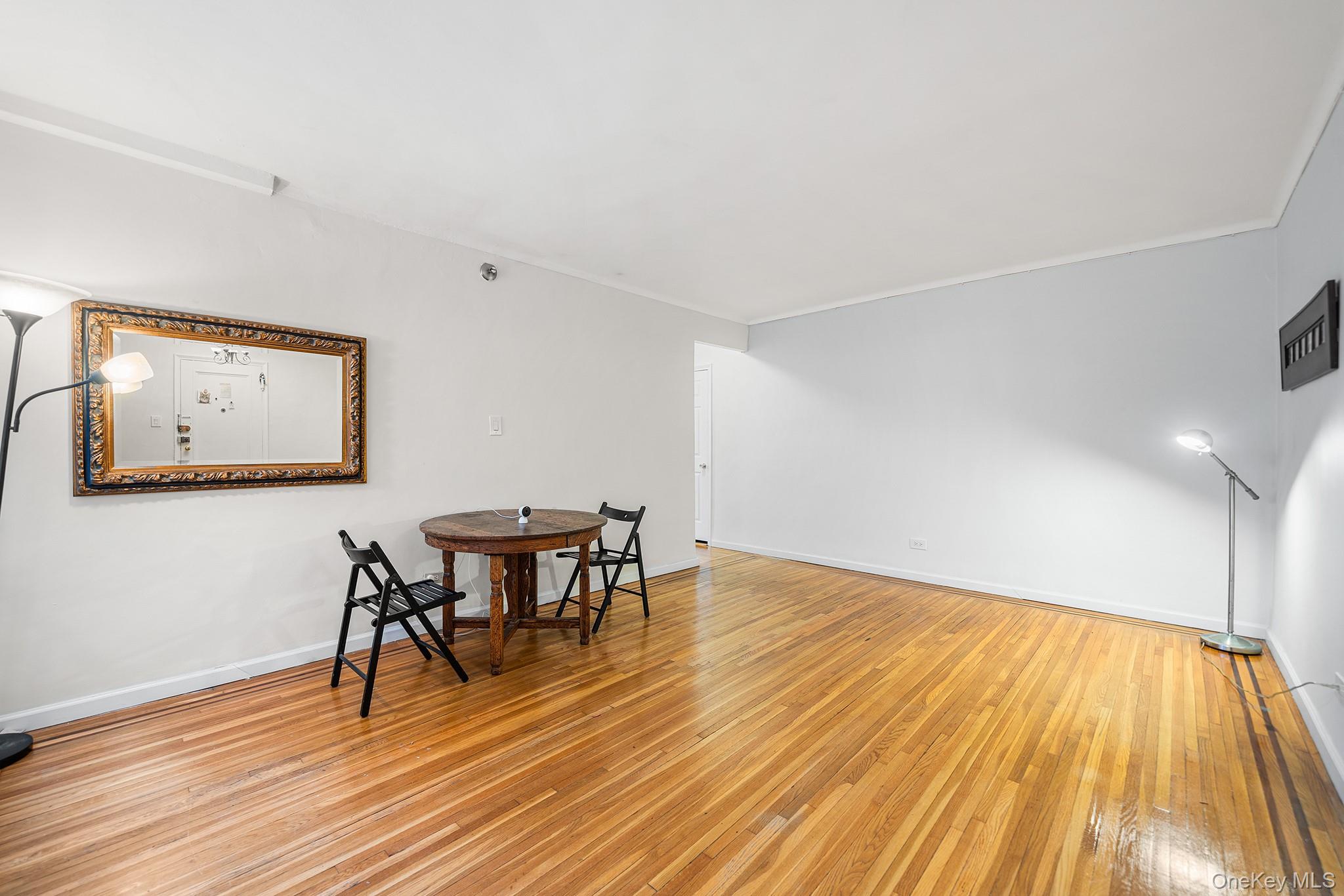 65-74 Saunders Street # 1F, Rego Park, NY 11374