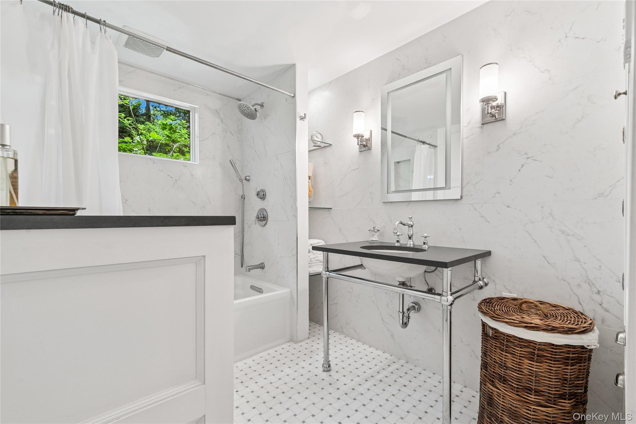 38 W Meadow Road, Setauket, NY 11733